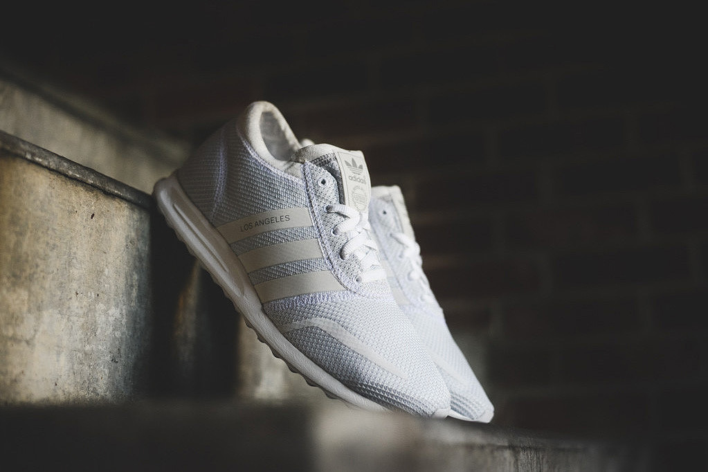 sneakers，adidas，leisure time，product design，Wearable product design，industrial design，