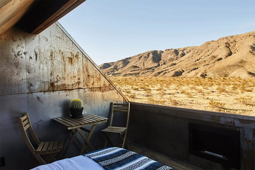 villa，Refurbishment，desert，starry sky，solar energy，