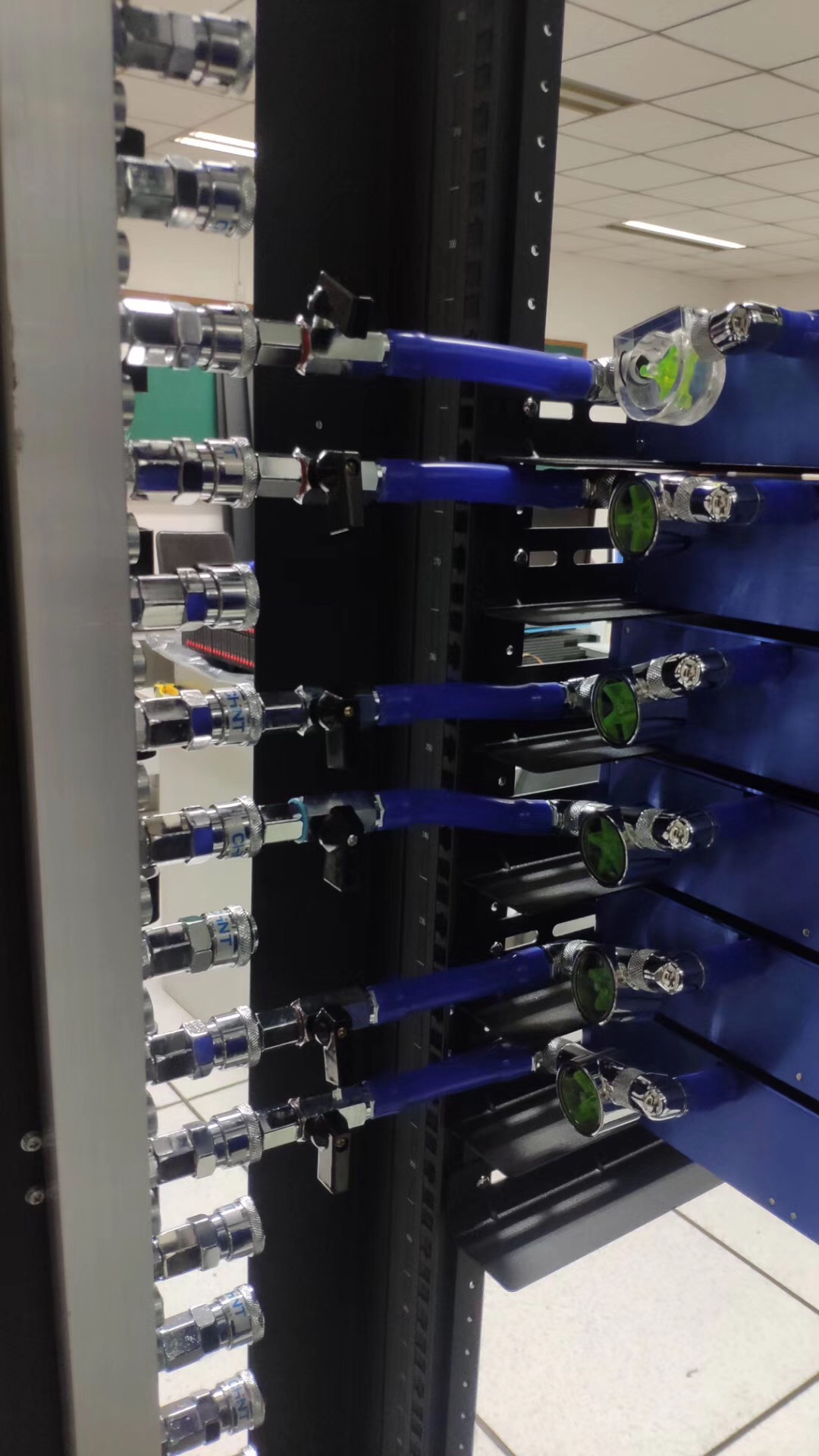 The server，water-cooling，