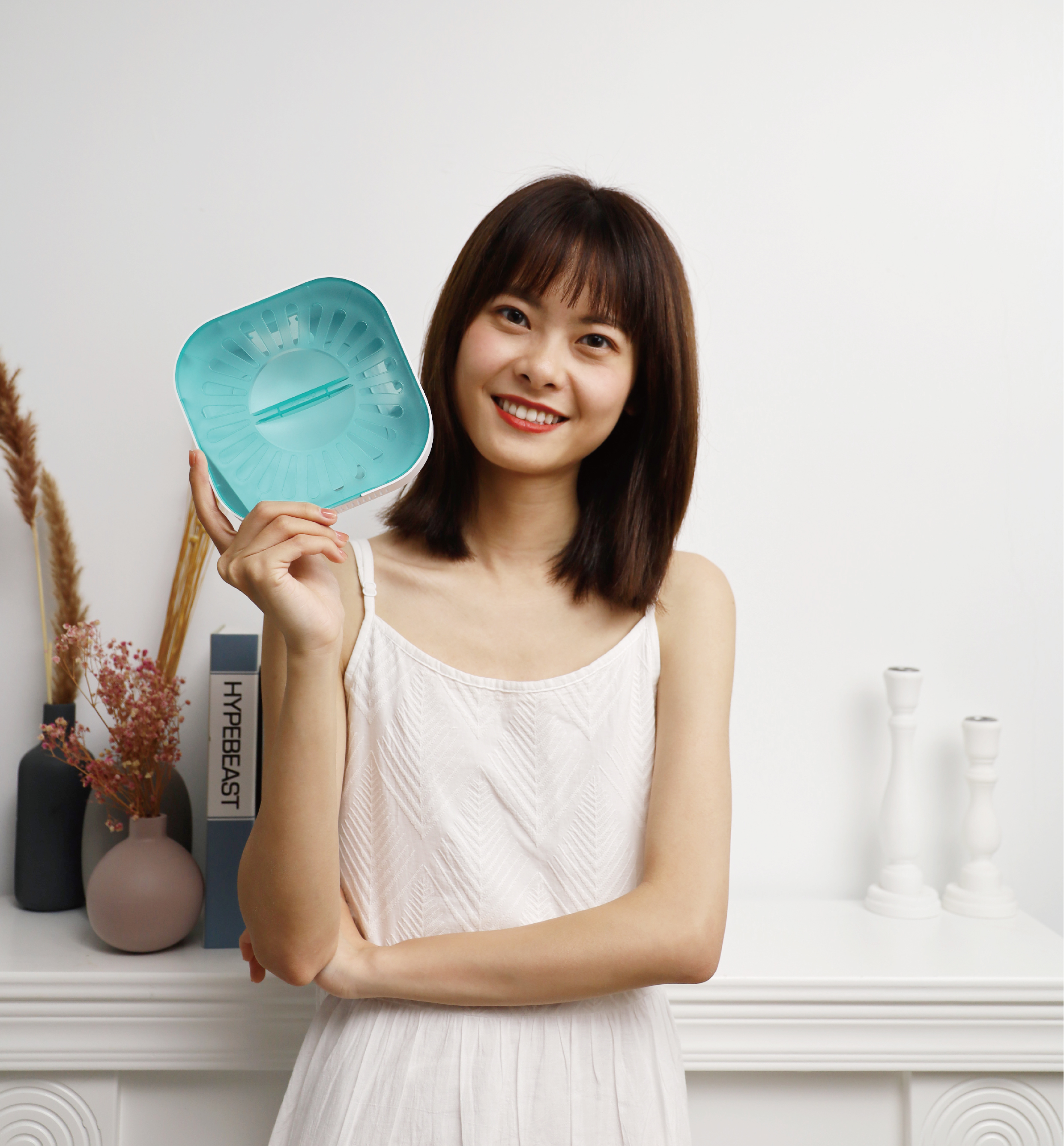 Weijiasheng，Sheng Qiao，SOOOQ，Cockroach box，