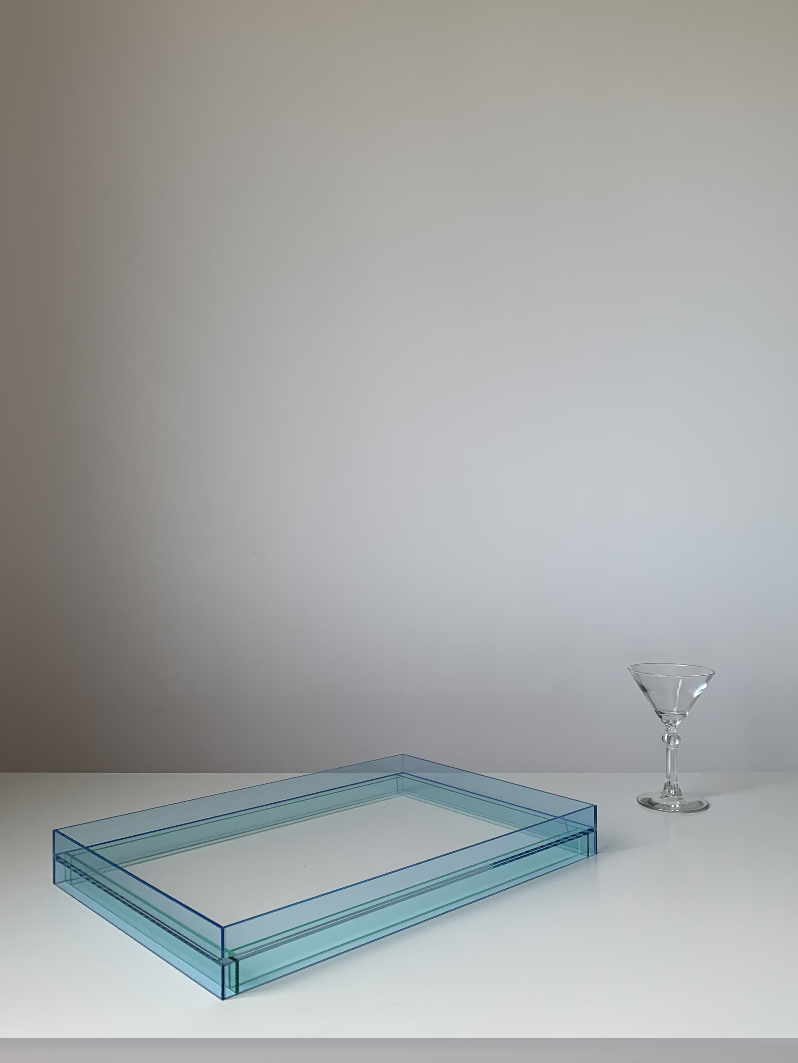 Acrylic tray with blue and green color matching，