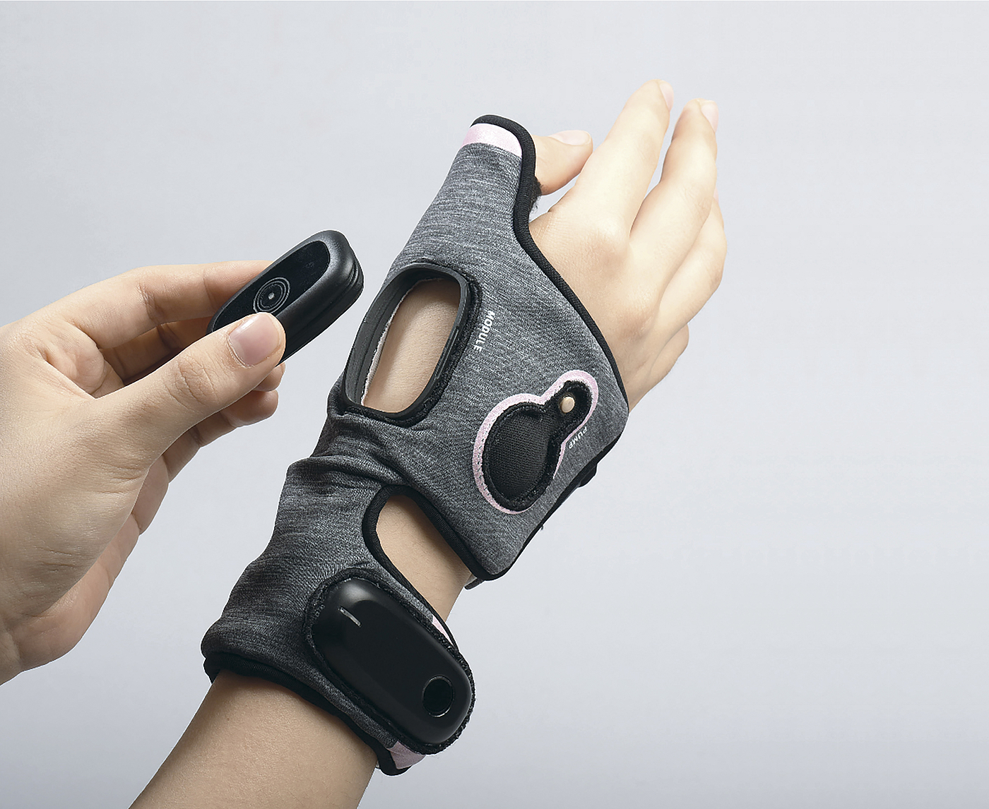 Intelligent hand care equipment，2018 red dot design concept award，reddot，Healthcare products，