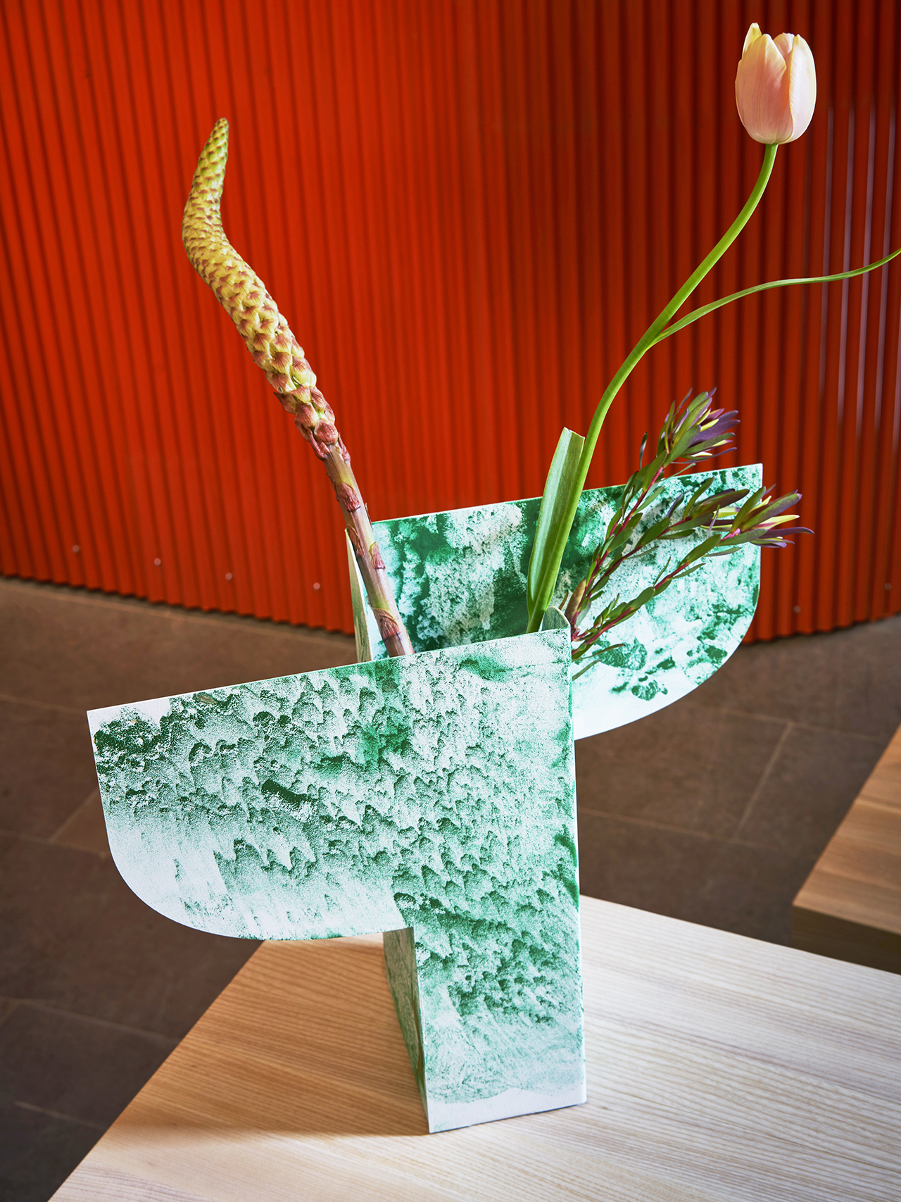 Jenny Nordberg，Limit，vase，Coating technology，