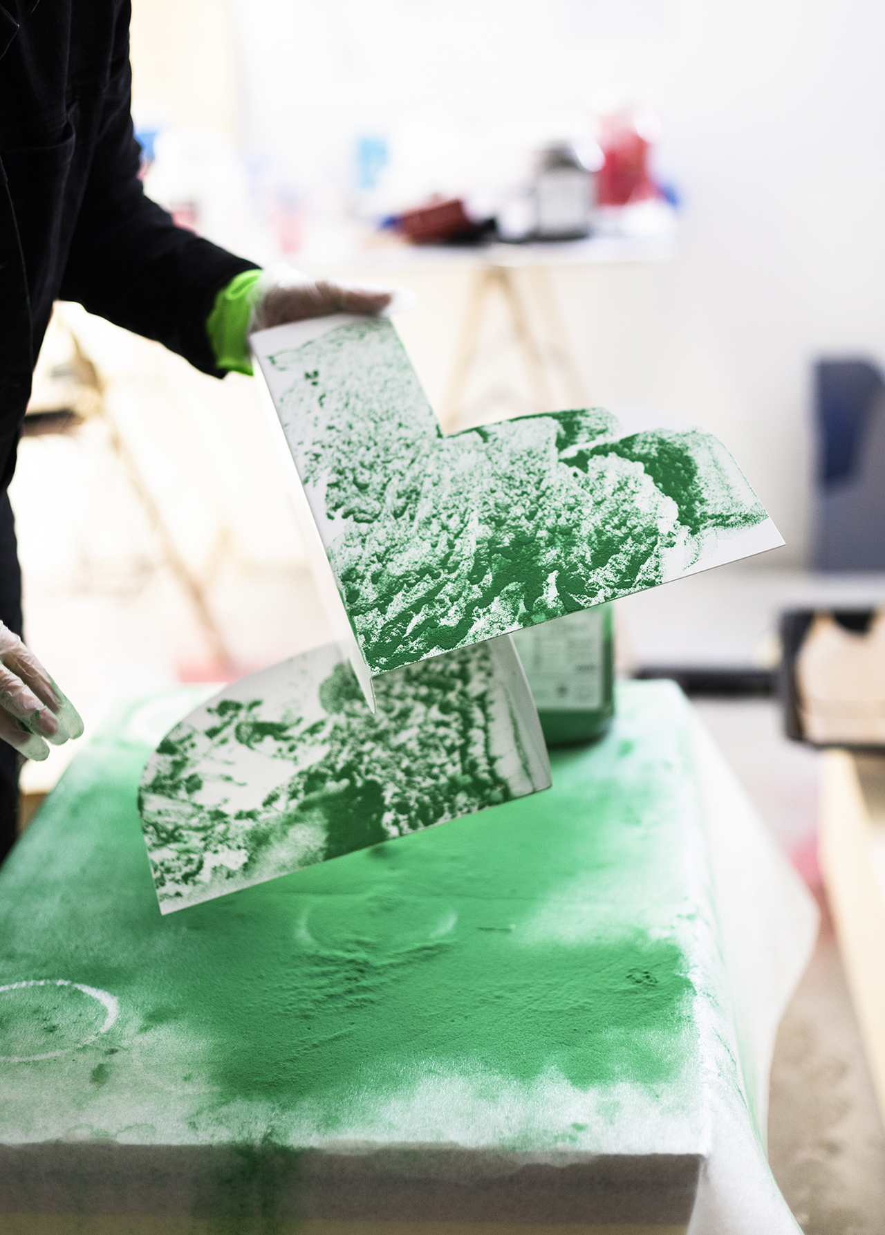 Jenny Nordberg，Limit，vase，Coating technology，