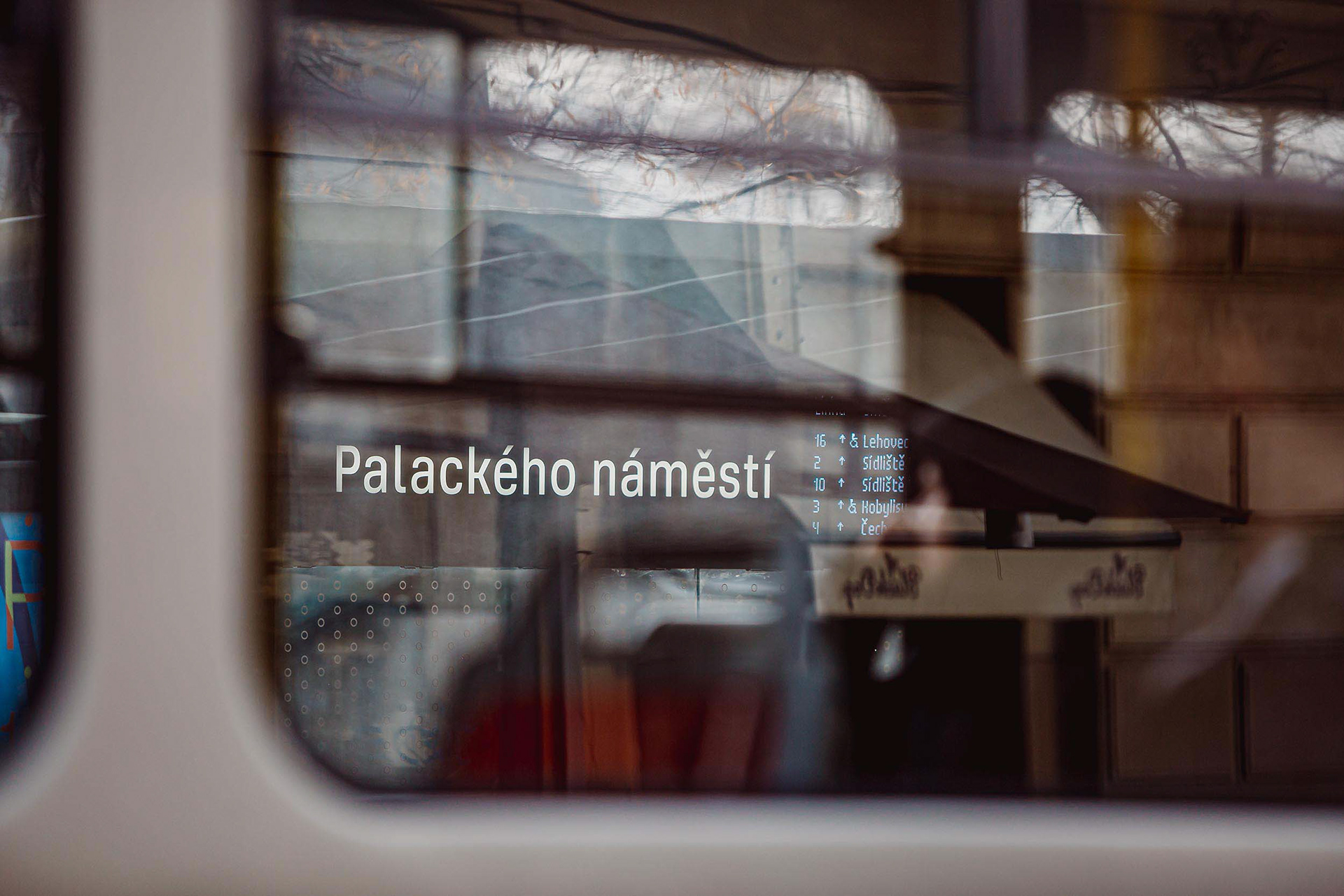 Bragg，Public seat，Red dot award，