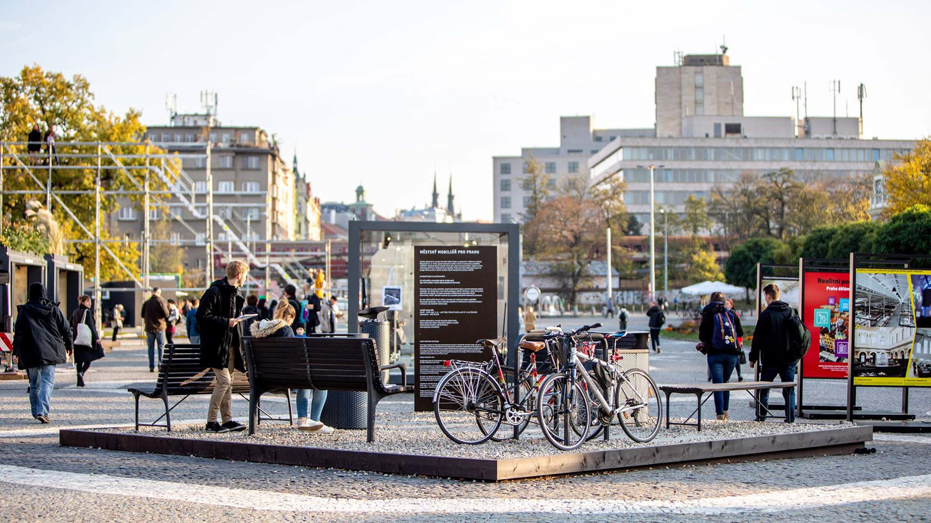 Bragg，Public seat，Red dot award，