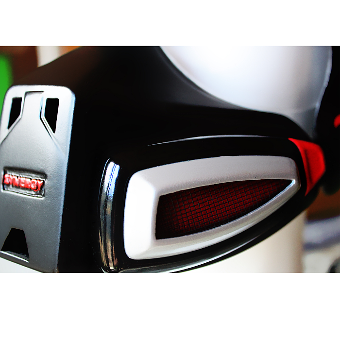 Helmet，protective clothing，security，