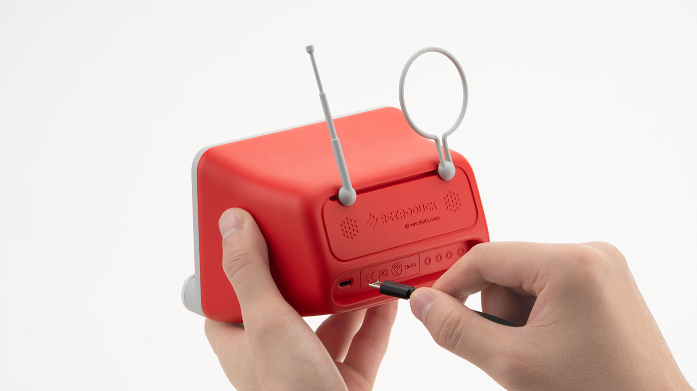 Vintage duck Q，wireless，Charger，Nostalgia，Old TV，