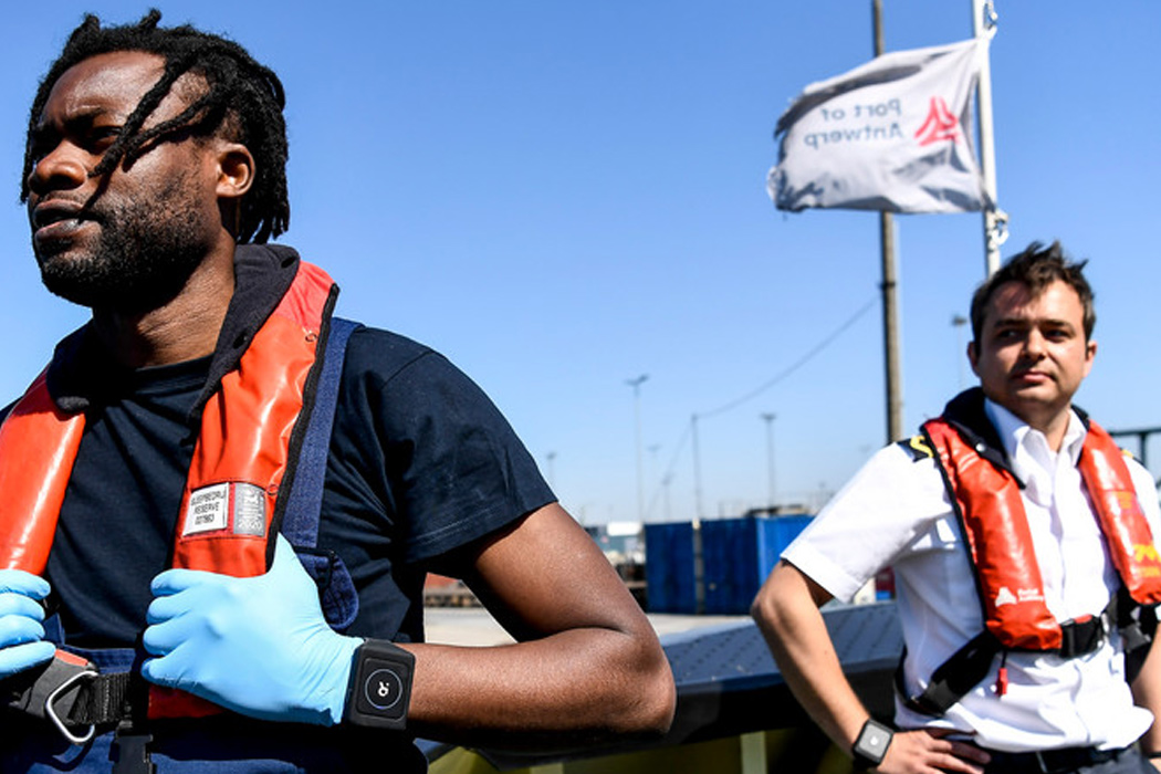 Bracelet，COVID-19，security，location，