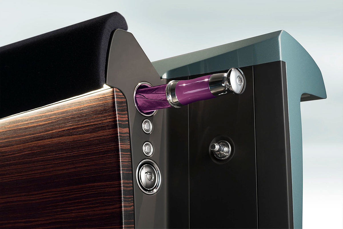 Luxury car，vehicle，industrial design，mapping，product design，comfortable，