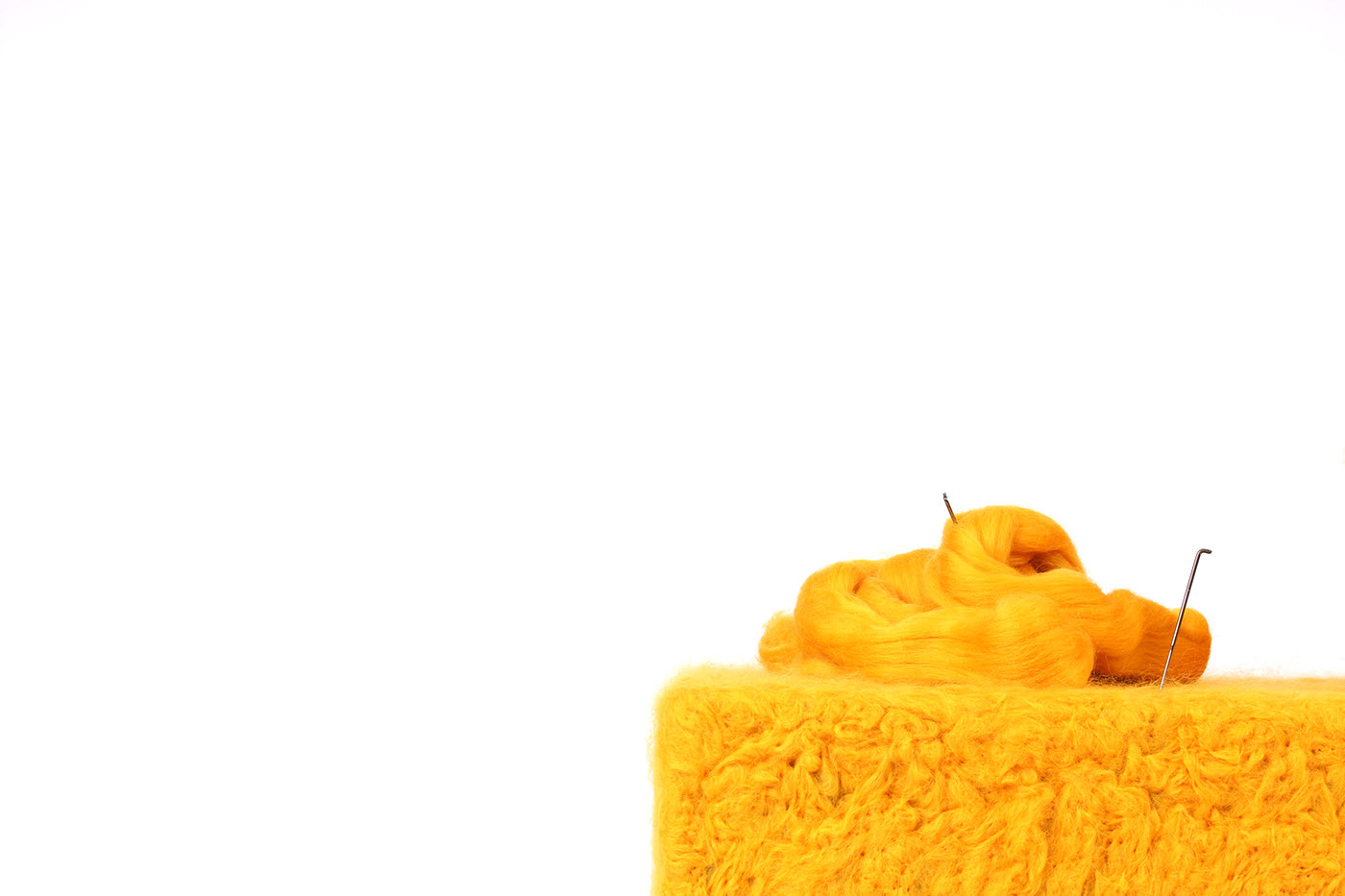 chair，wool，Sponge，yellow，