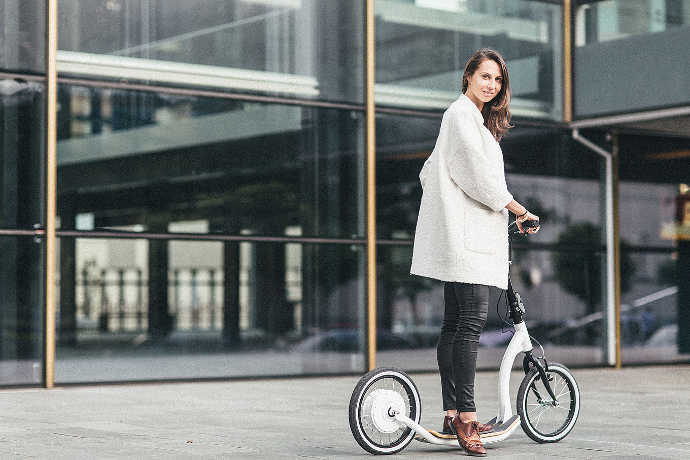 product design，industrial design，vehicle，Scooter，Simplicity，