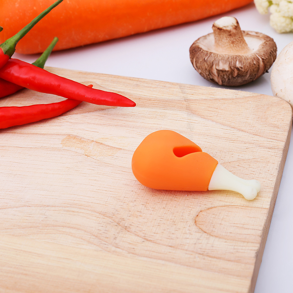 Pepper overflow prevention，Chicken leg anti overflow，Carrot anti overflow，Silicone pot cover anti overflow device，Kitchen utility gadgets，
