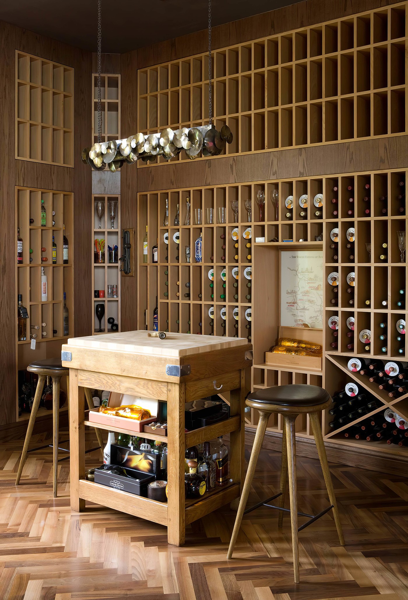 Red wine, cellar, Fontaine，