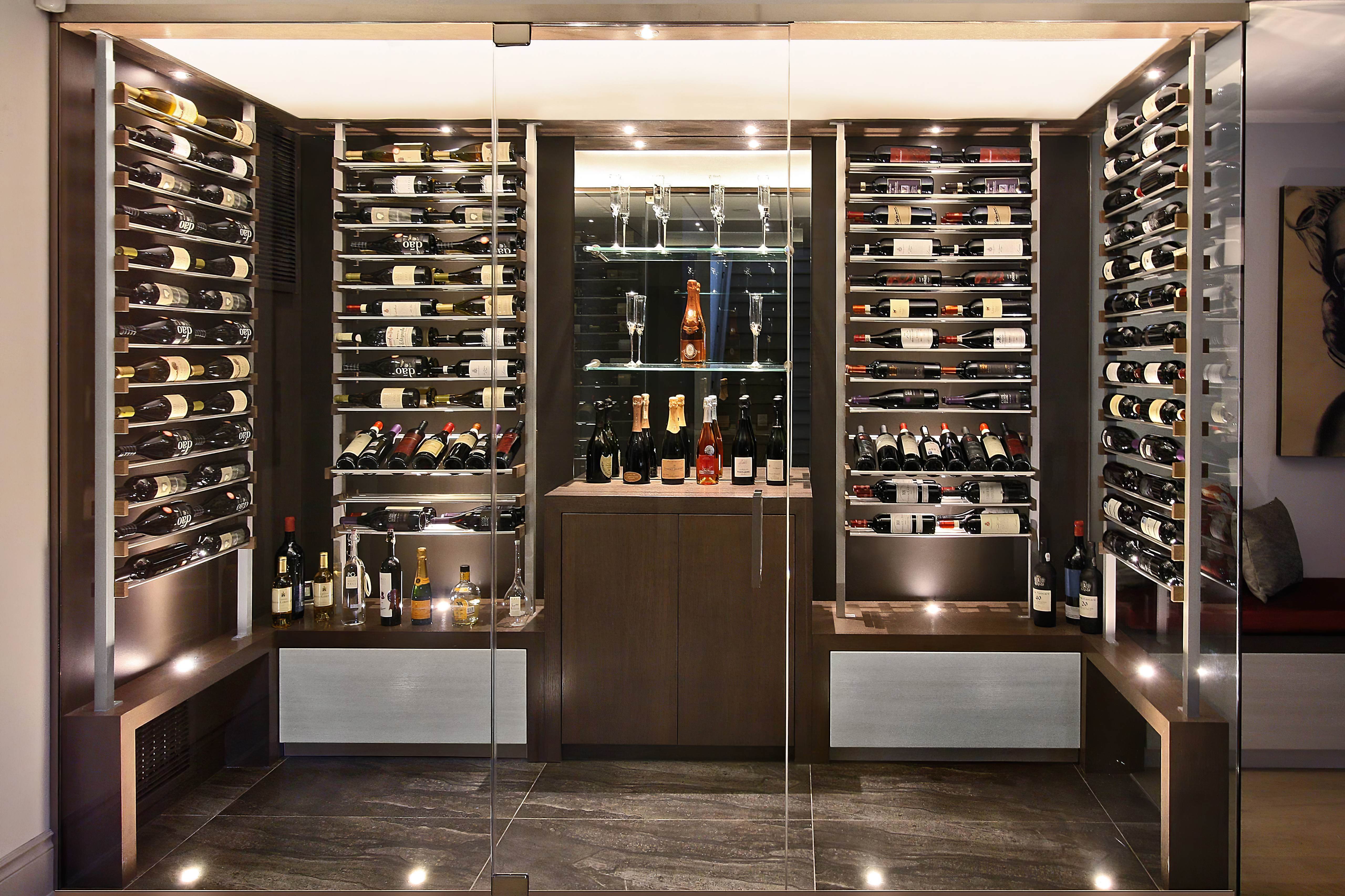 Red wine, cellar, Fontaine，