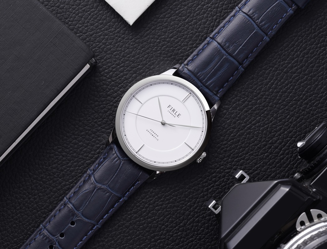 Wrist watch，Mechanics，Crystal glass，Leatherwear，