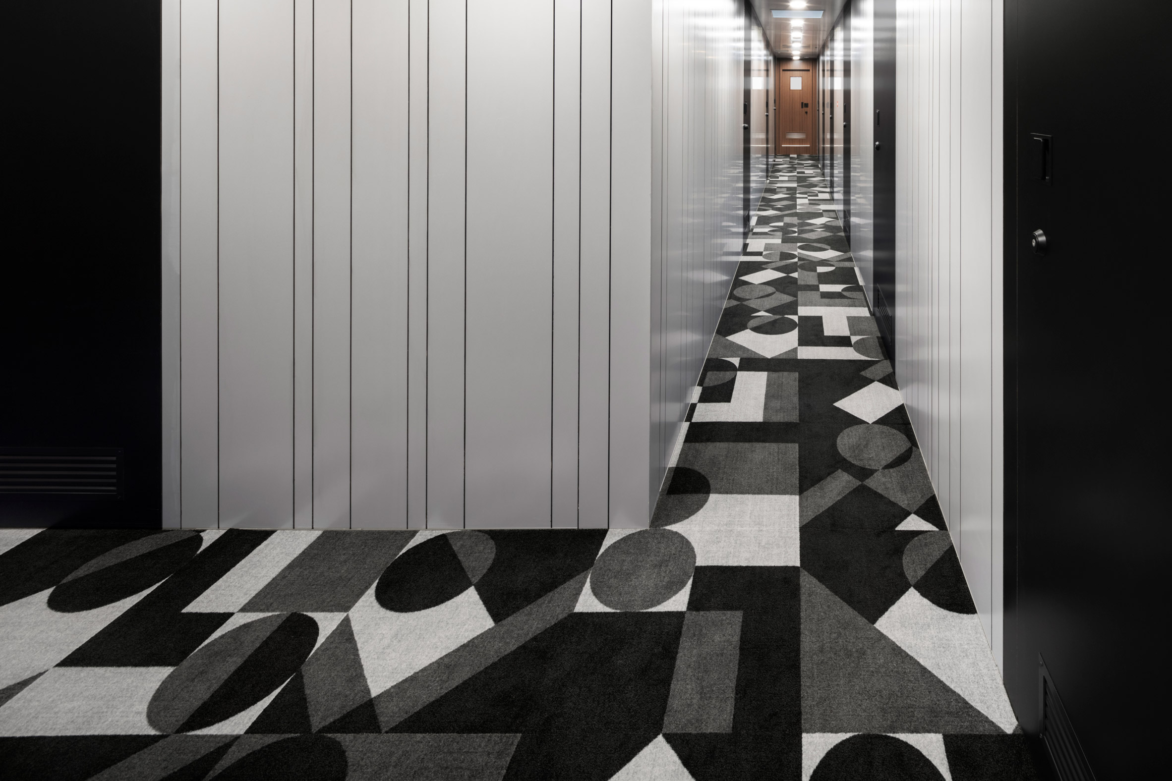 Longline tuna fishing vessel，ship，white，Shofukumaru，