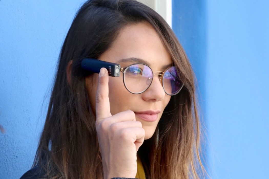 Wearable ，artificial intelligence，OrcamMyeye2，Smart glasses，camera，