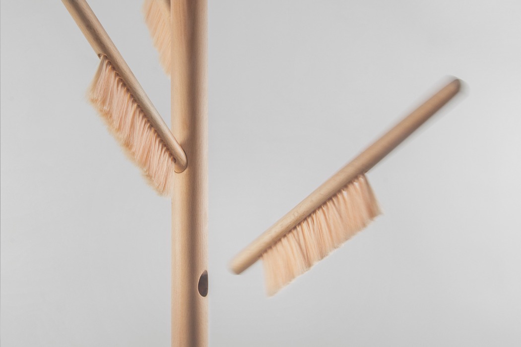 Coat rack，Boar hair，Log color，Log material，Portable design，