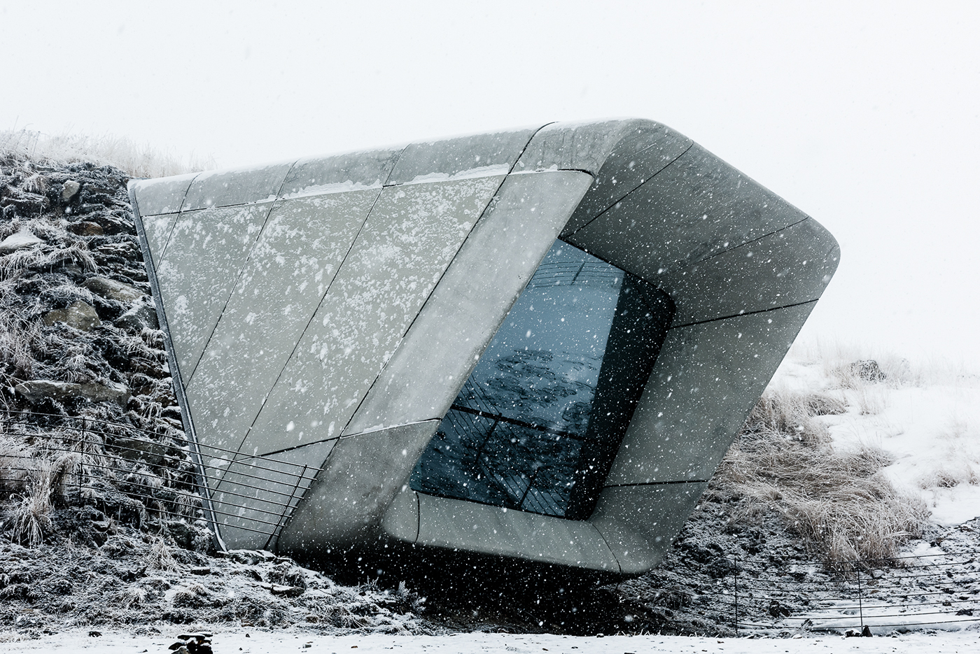 Meisner Museum，Architectural design，Photographic works，