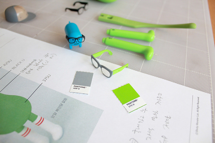 glasses，green，STICKY MONSTER LAB，Toys，Glasses frame，Socks，GRAPHICS，