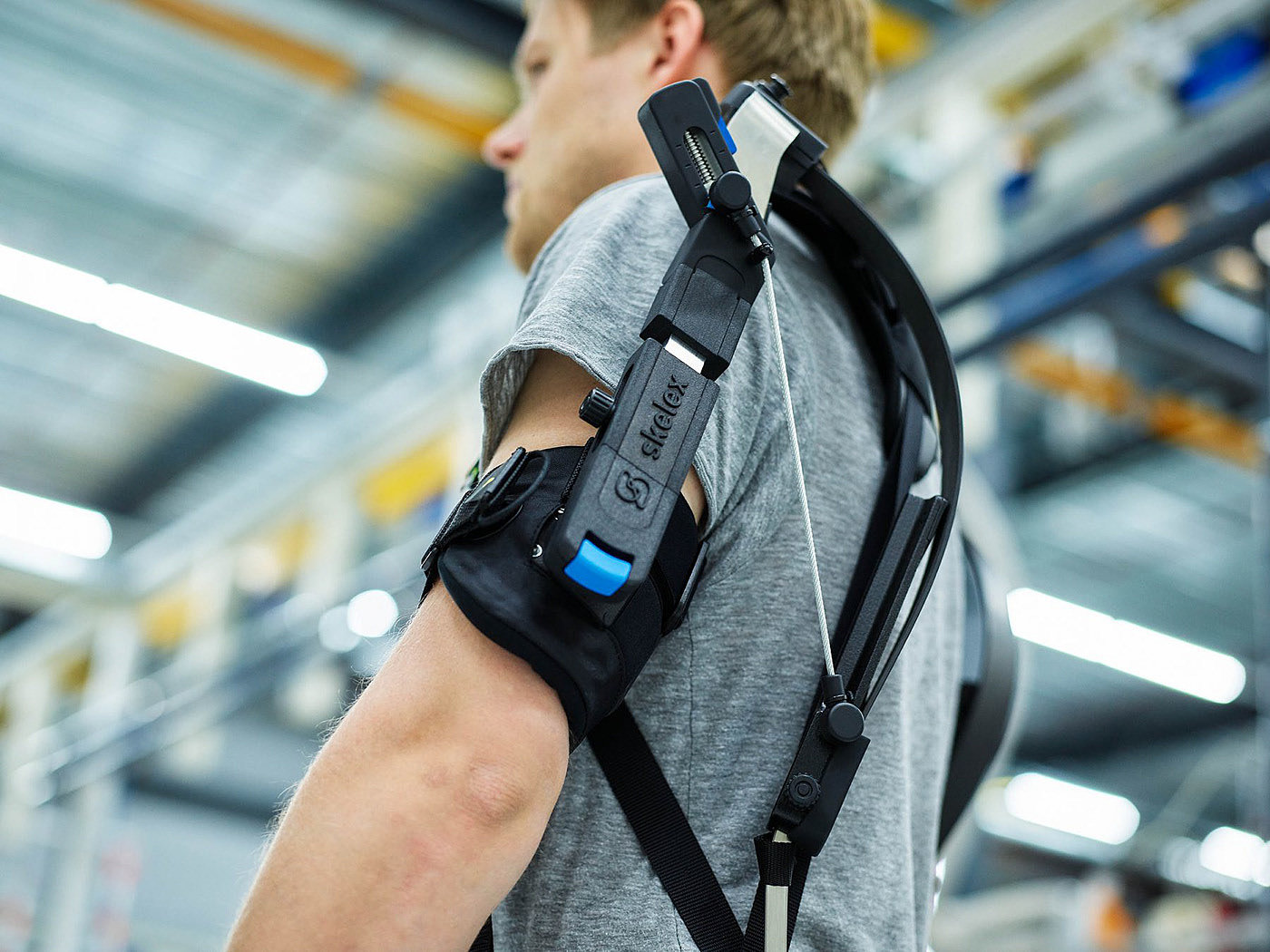 Exoskeleton，alleviate excessive burden，Ergonomics，wearable devices ，