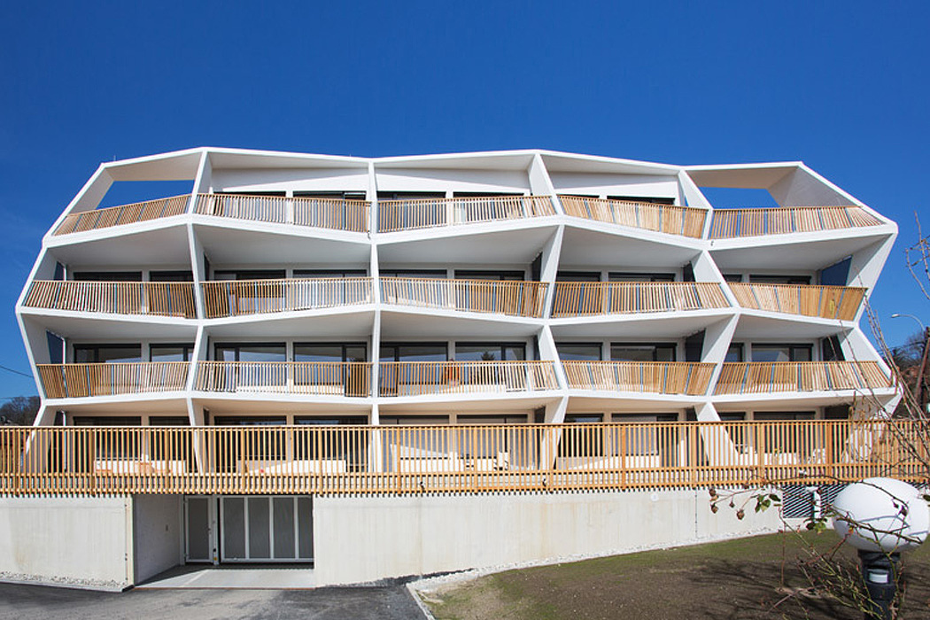 balcony，Architecture，apartment，concept，residence，