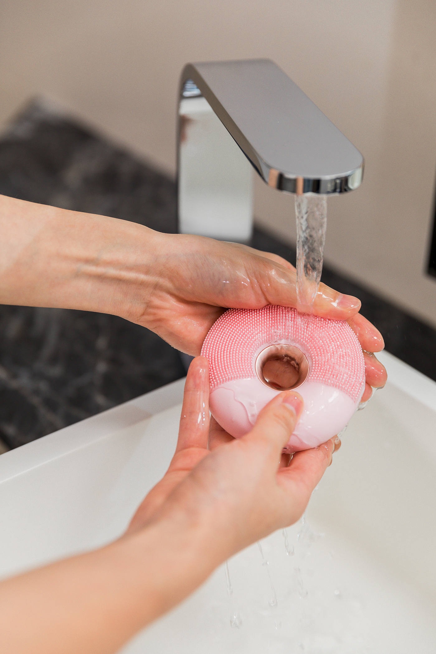 Women's products, cleansing products，