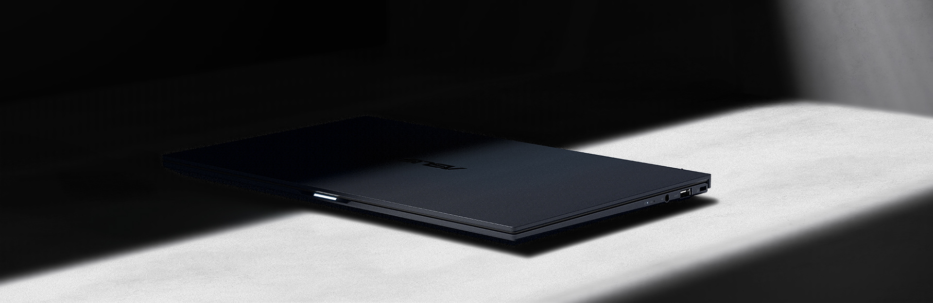 ASUS ExpertBook B9，ASUS，Red dot award，the Red Dot Award，Pen electricity，