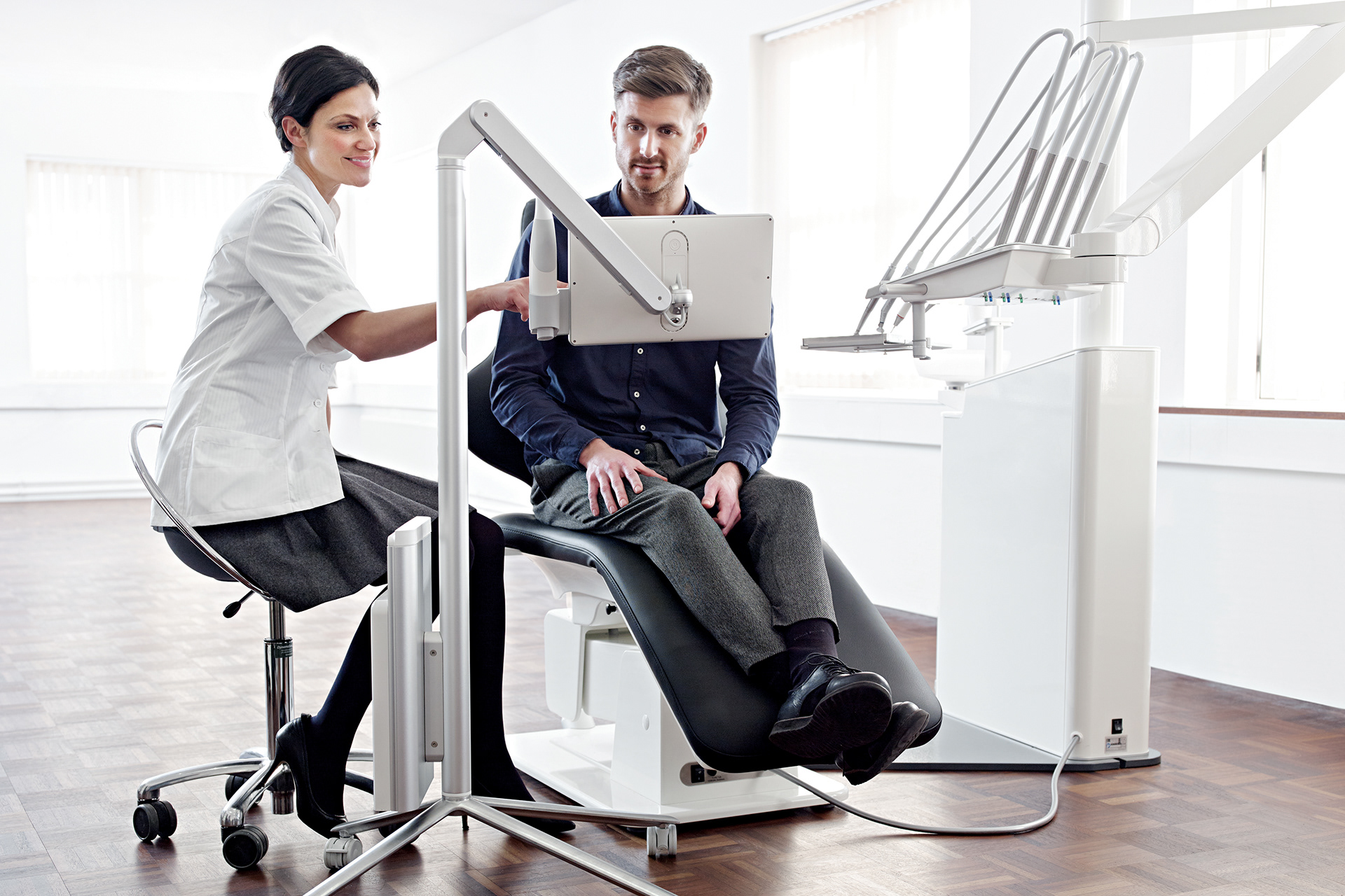 medical apparatus and instruments，