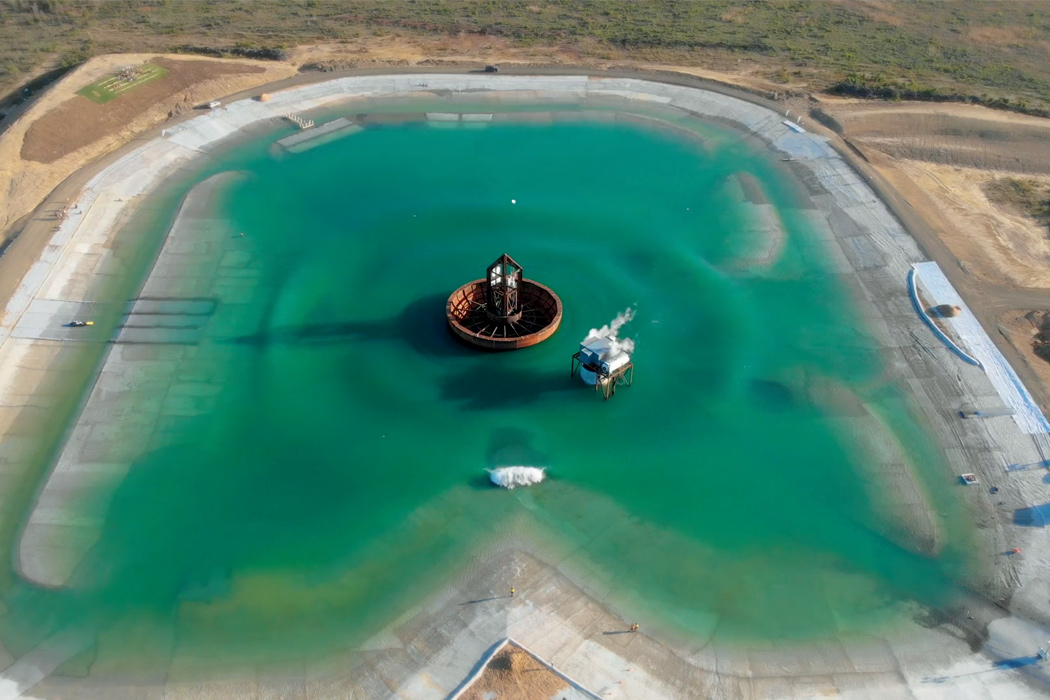 surfing，Skate，Swimming Pool，