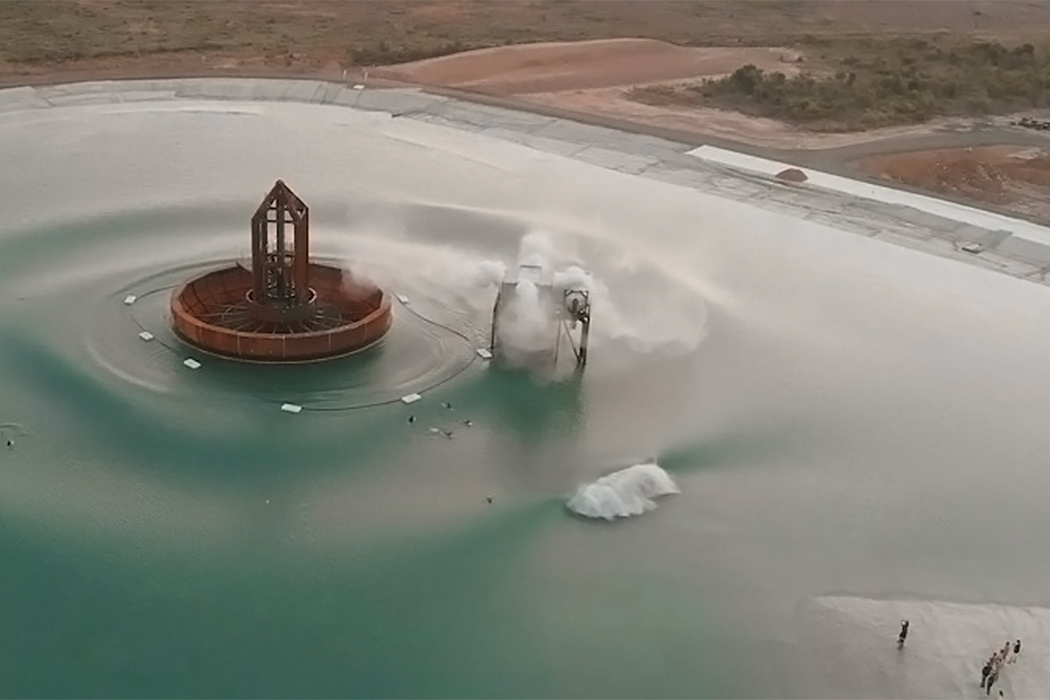 surfing，Skate，Swimming Pool，