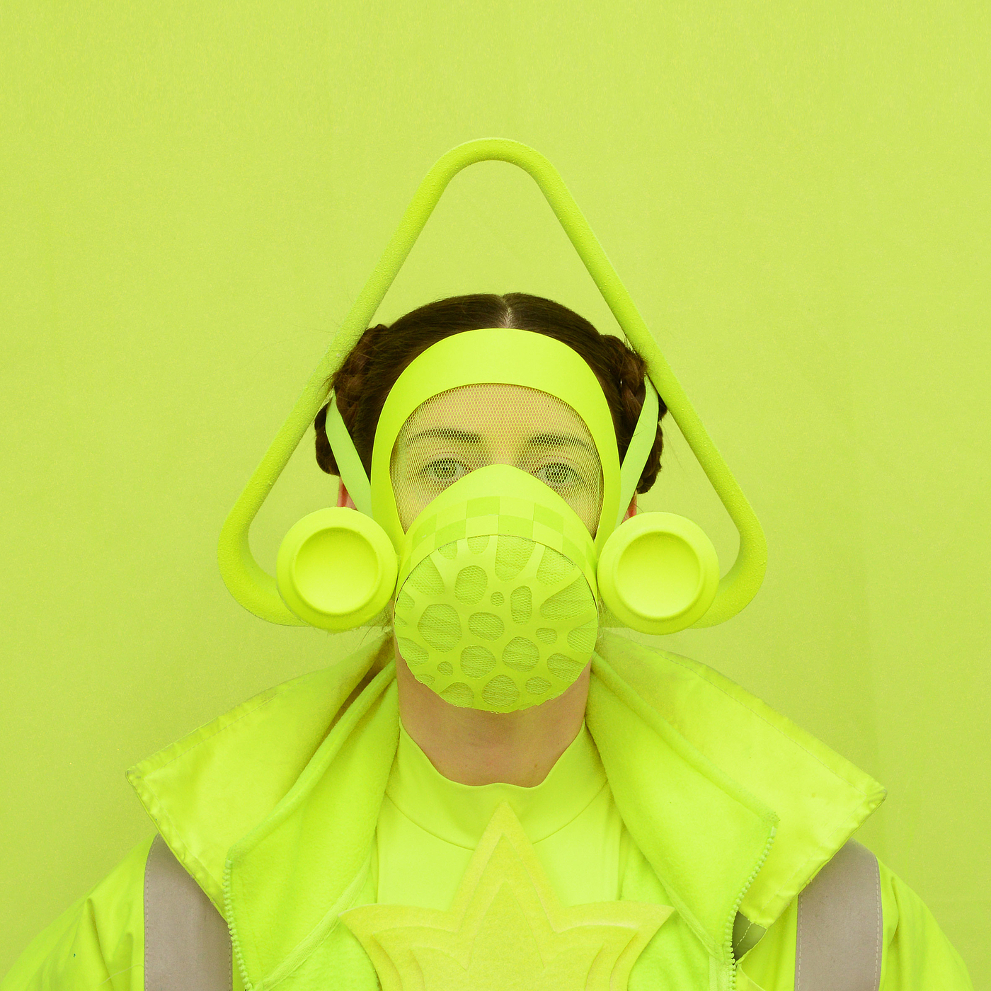 Freyja Sewell，Mask，science fiction，Buddhism，