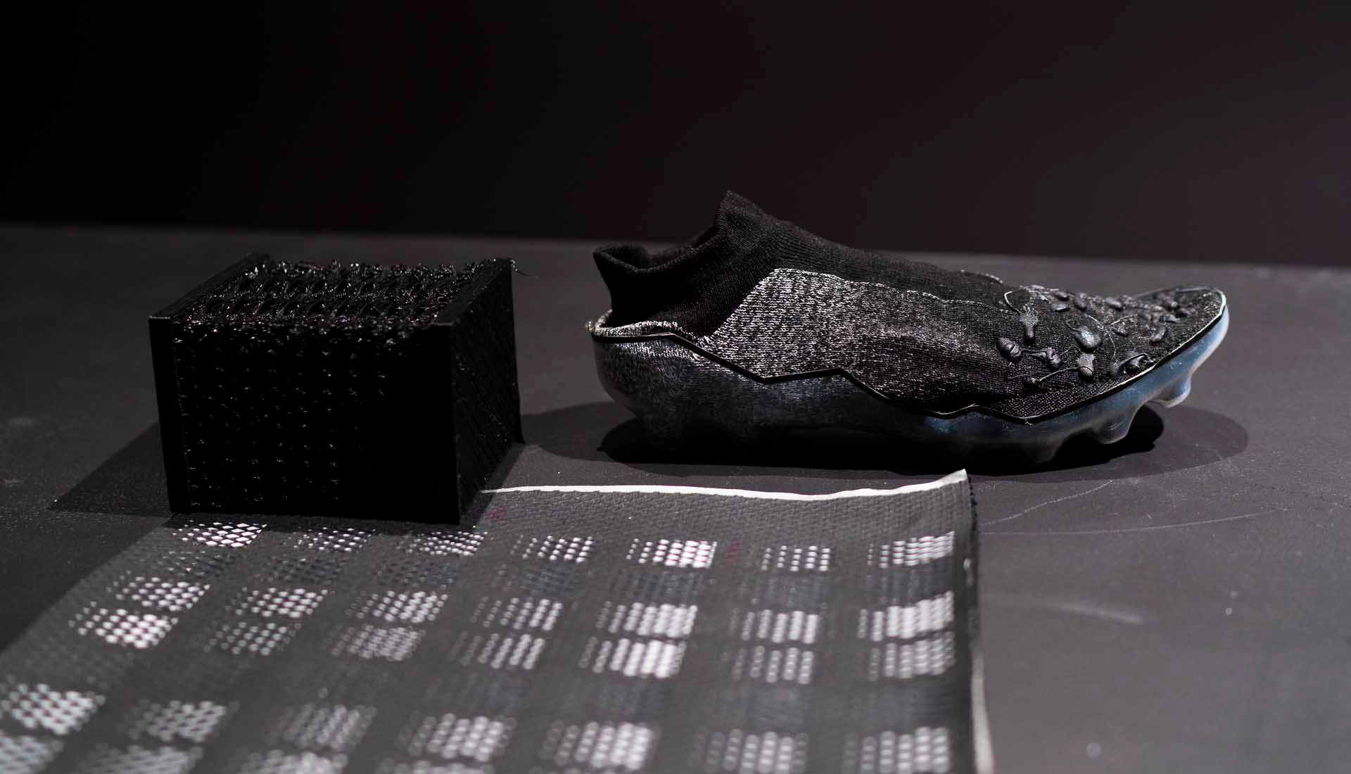 Soccer shoes，Adidas，