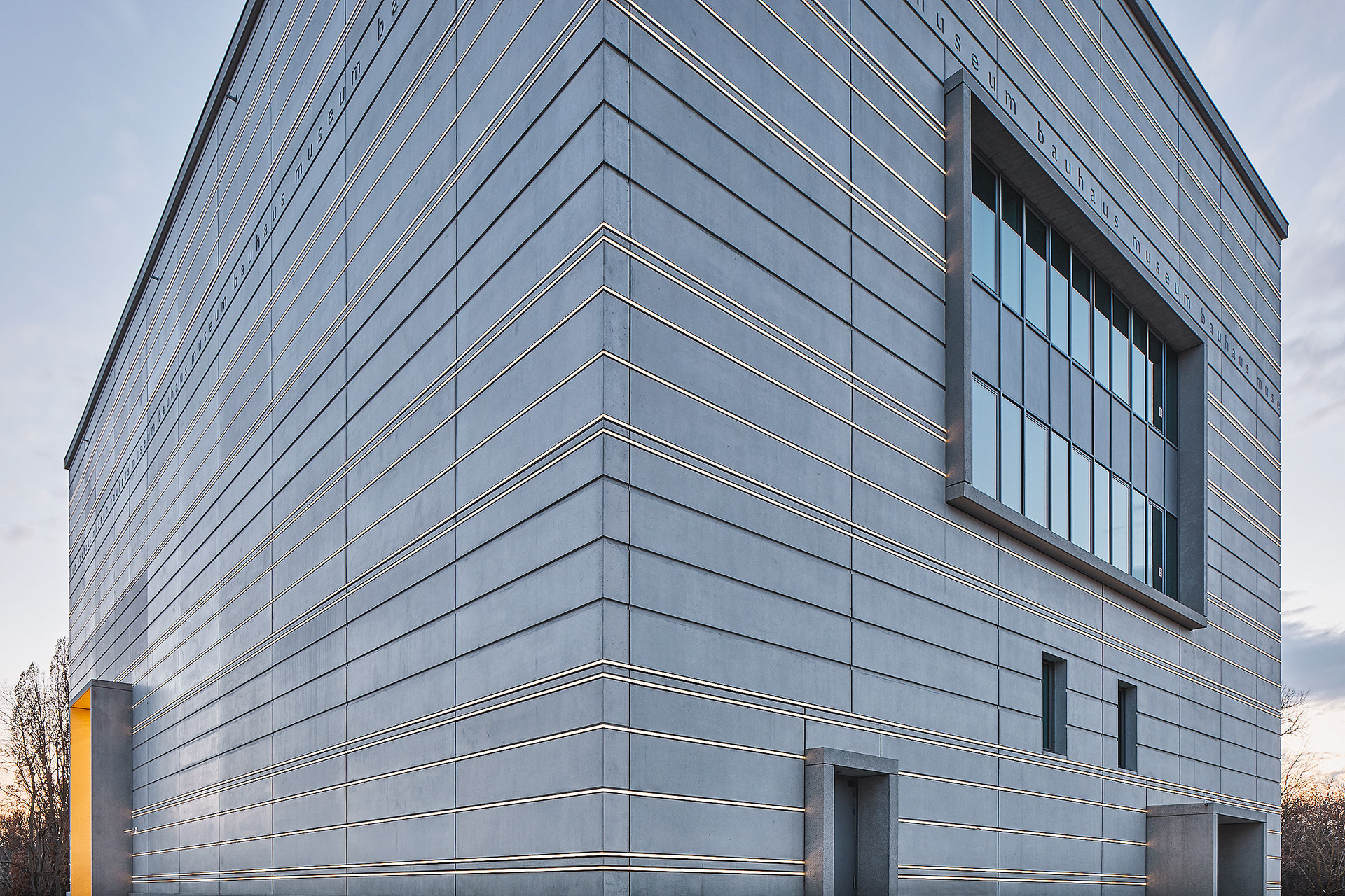 Bauhaus ，museum，city，