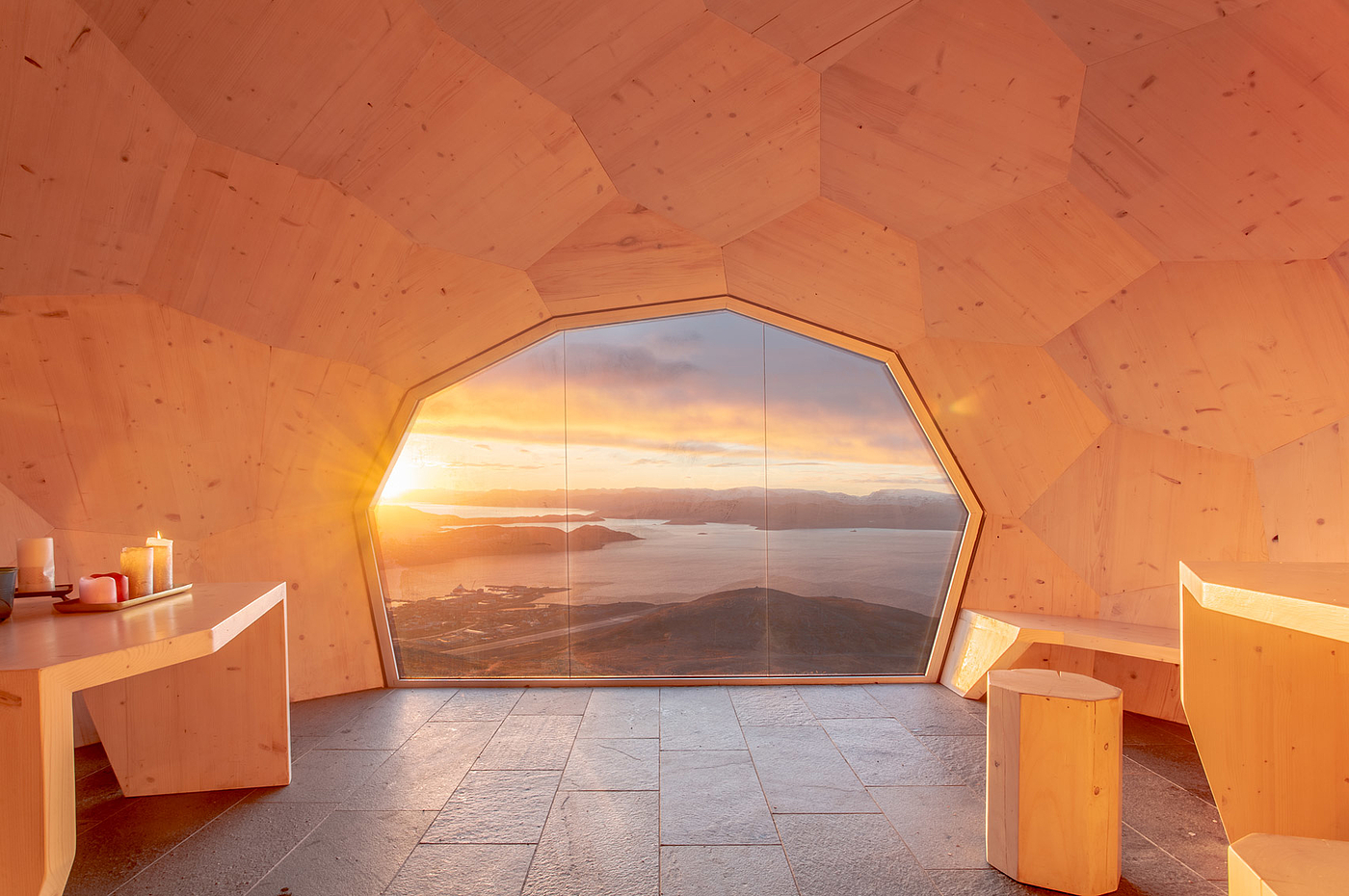 Storfjelit, Norway，Walden ，Honeycomb structure wooden house，on foot，