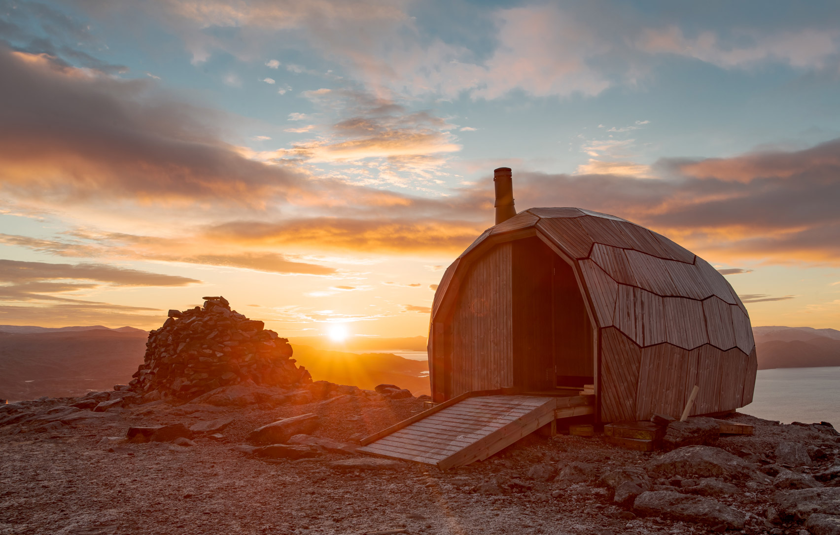Storfjelit, Norway，Walden ，Honeycomb structure wooden house，on foot，