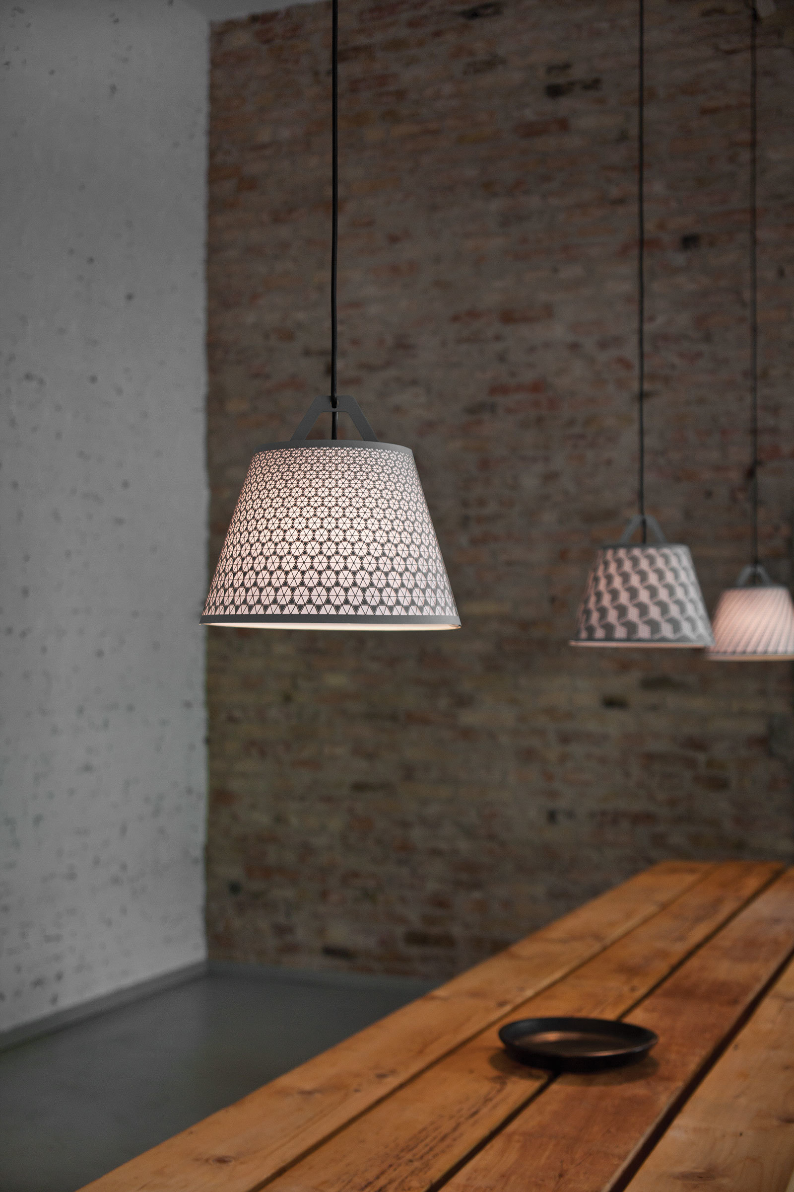 Simplicity，a chandelier，product design，Eye protection，