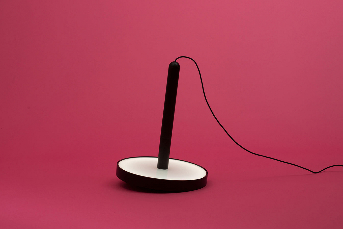 Simplicity，a chandelier，product design，Energy conservation and environmental protection，