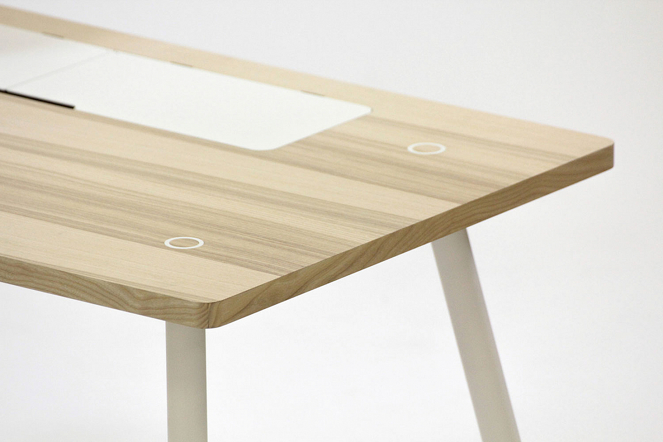 Simplicity，Desk lamp，use，Creative design，