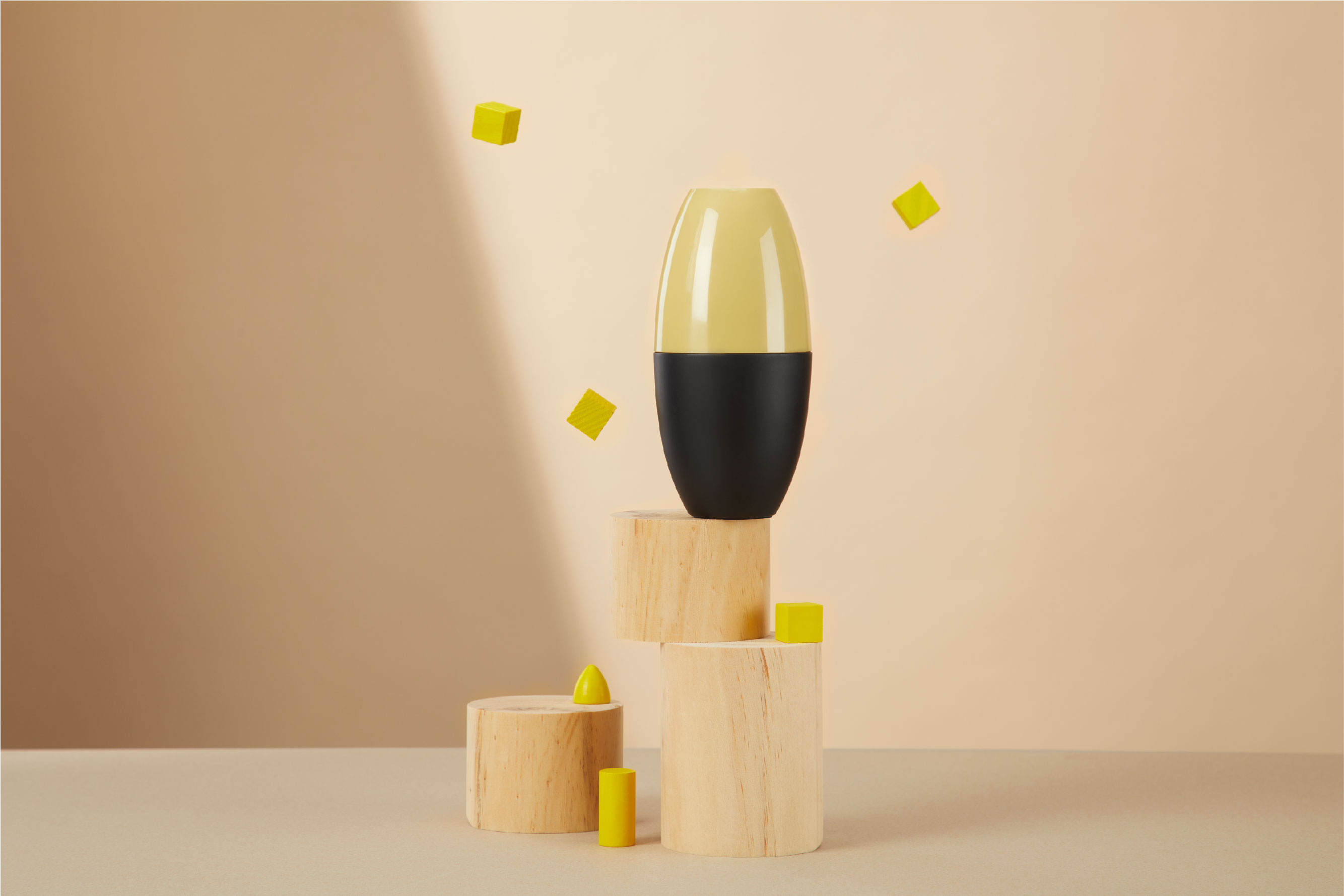 Original product design，Compact and portable，Fashion color contrast，vacuum cup，Zhe pin，