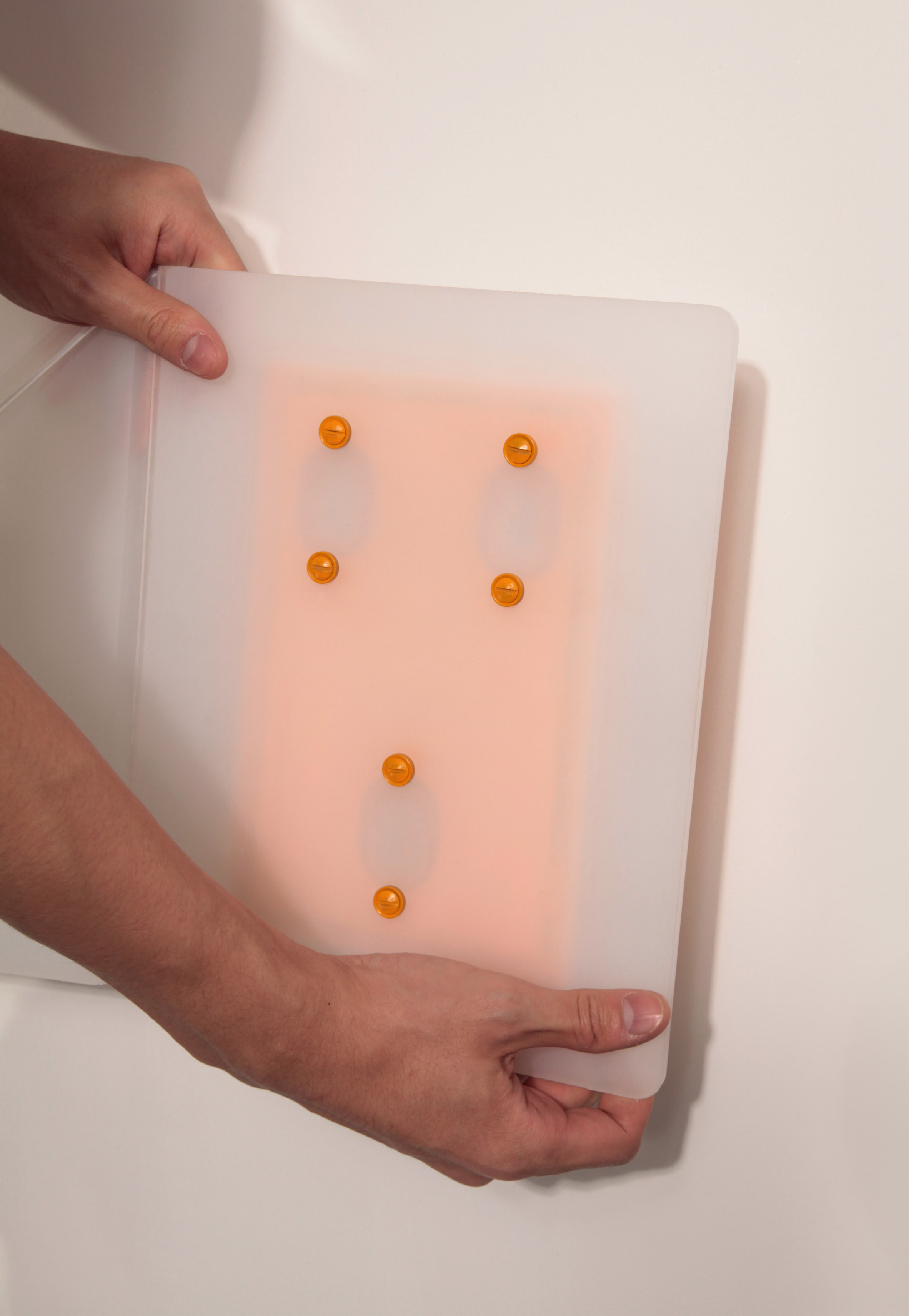 Thomas gosner，Wall mounted，chair，