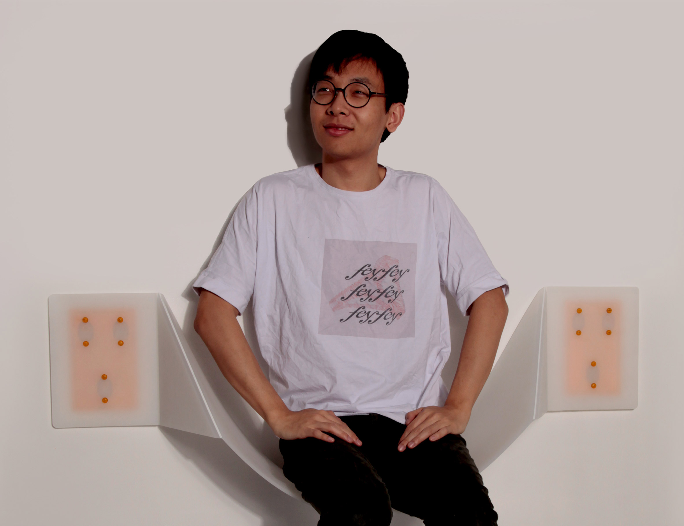 Thomas gosner，Wall mounted，chair，