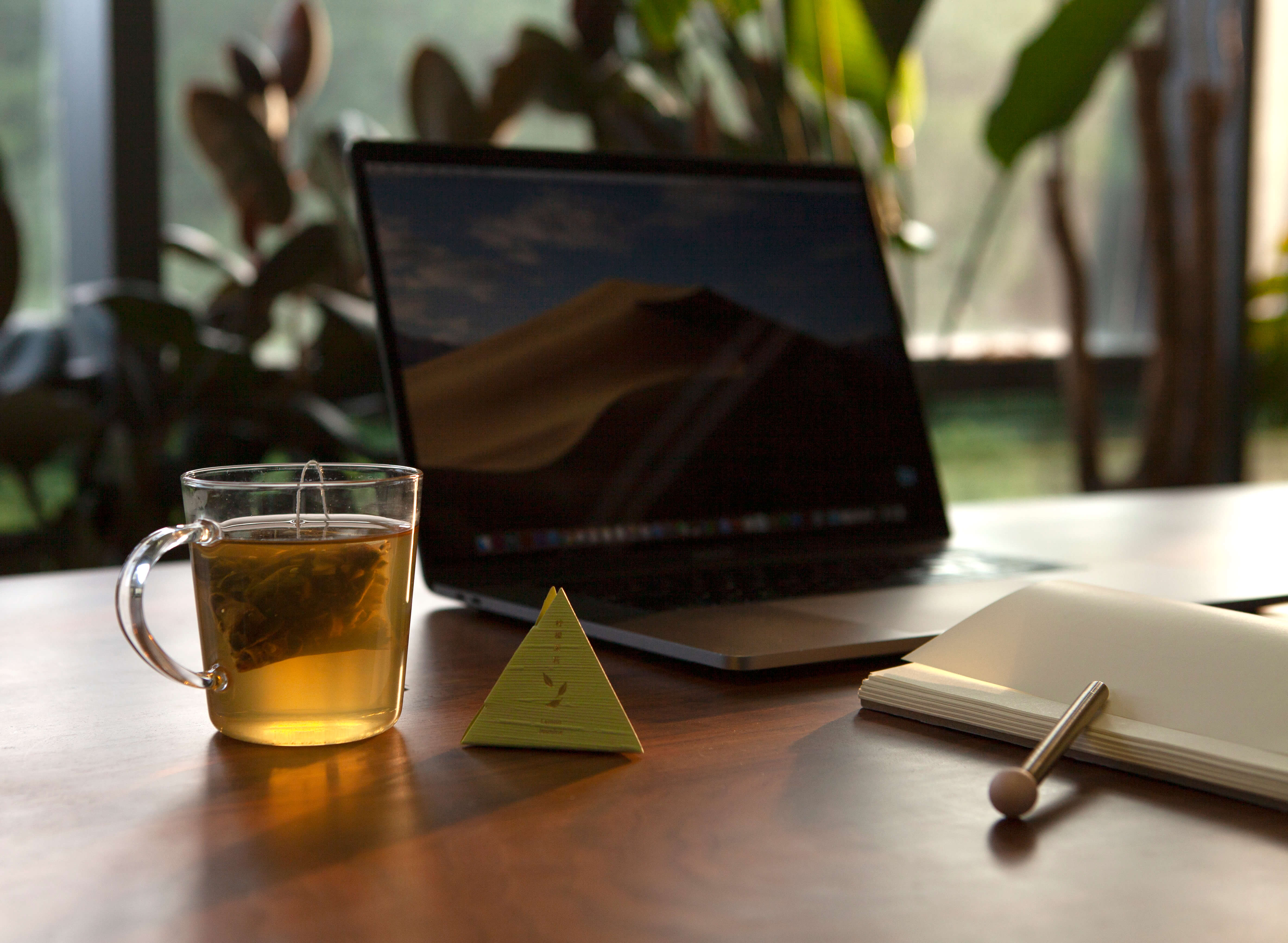 Gift box design，skin texture，delicate，tea，Dragon Boat Festival，