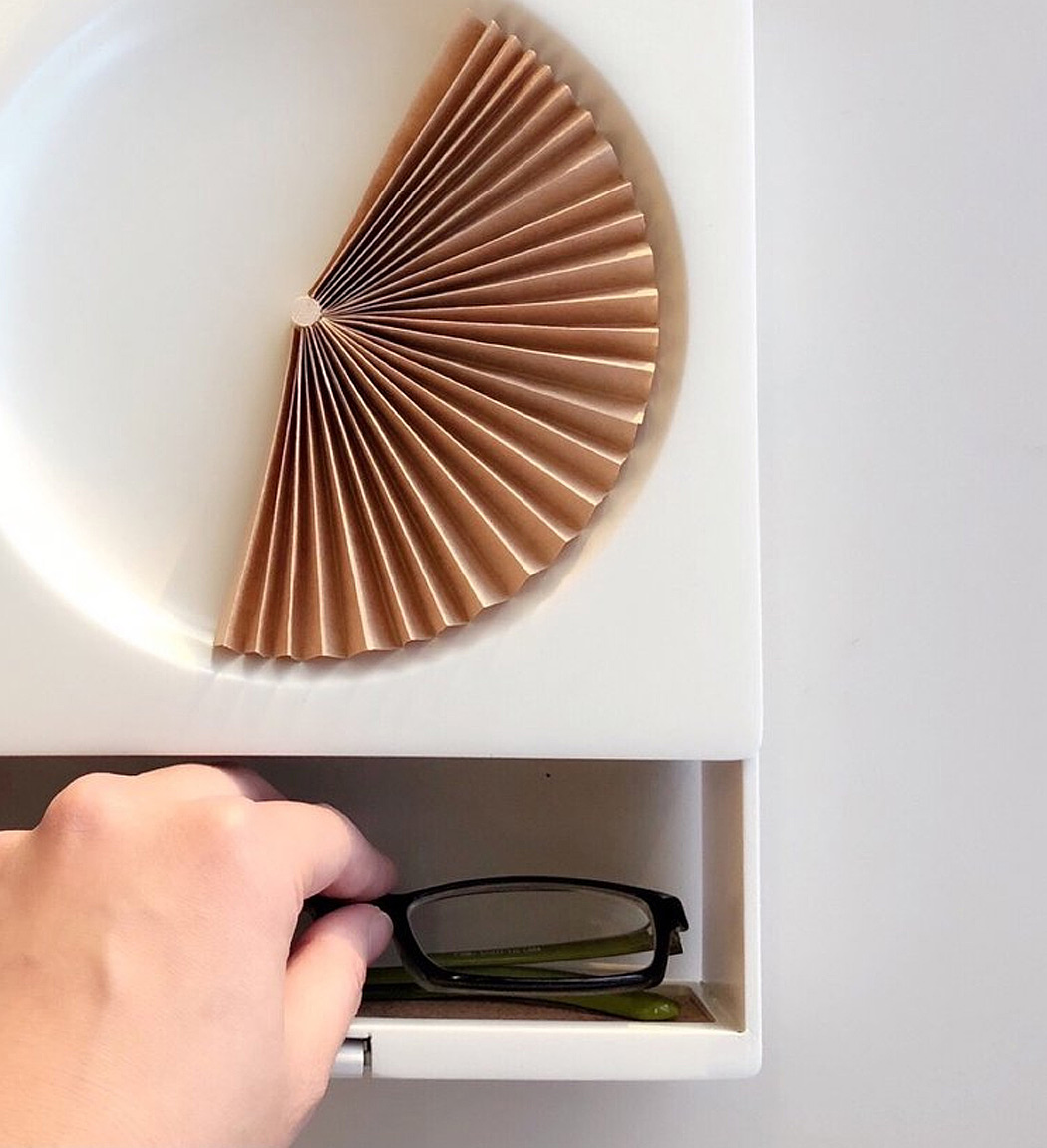 paper folding fan，Clock，myopia，