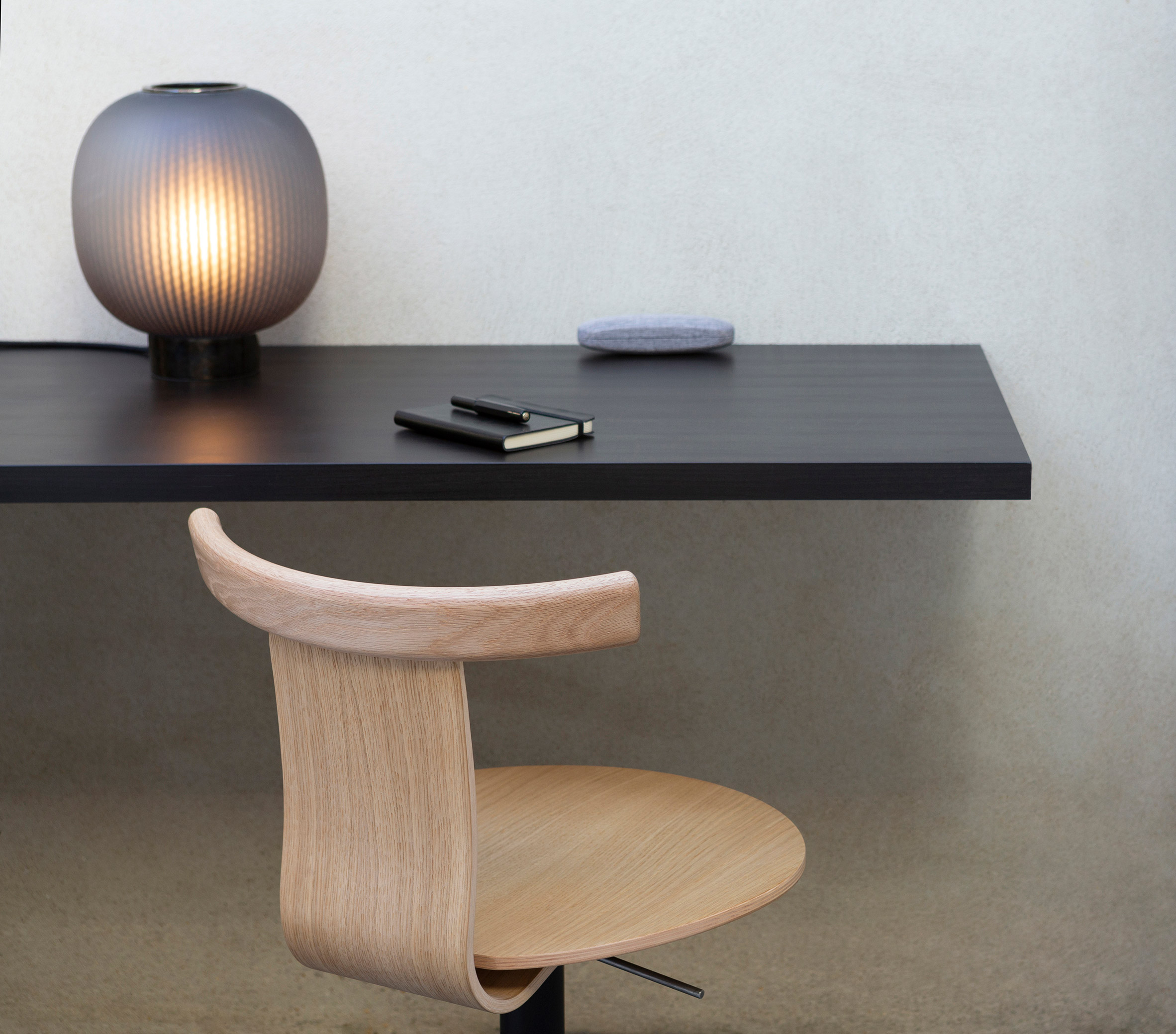 chair，oak，Swivel chair，Ergonomics，