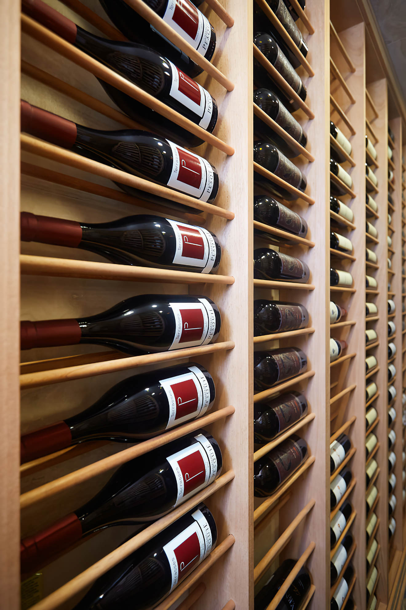 Wine，Wine cellar，Guangzhou fangdisi，Guangzhou wine cellar equipment，FONDIS，