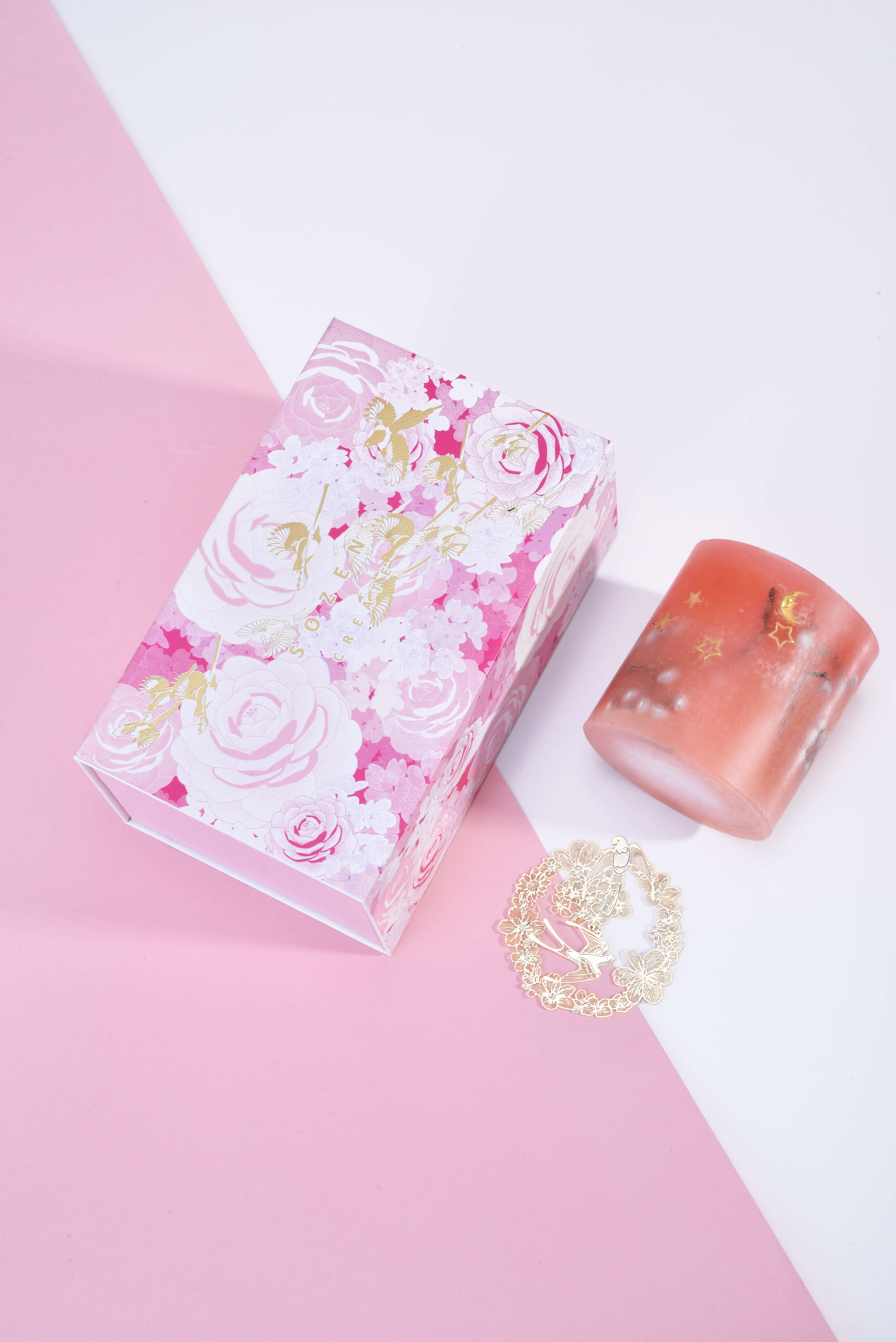 Gift box，delicate，bookmark，candle，Design，packing，