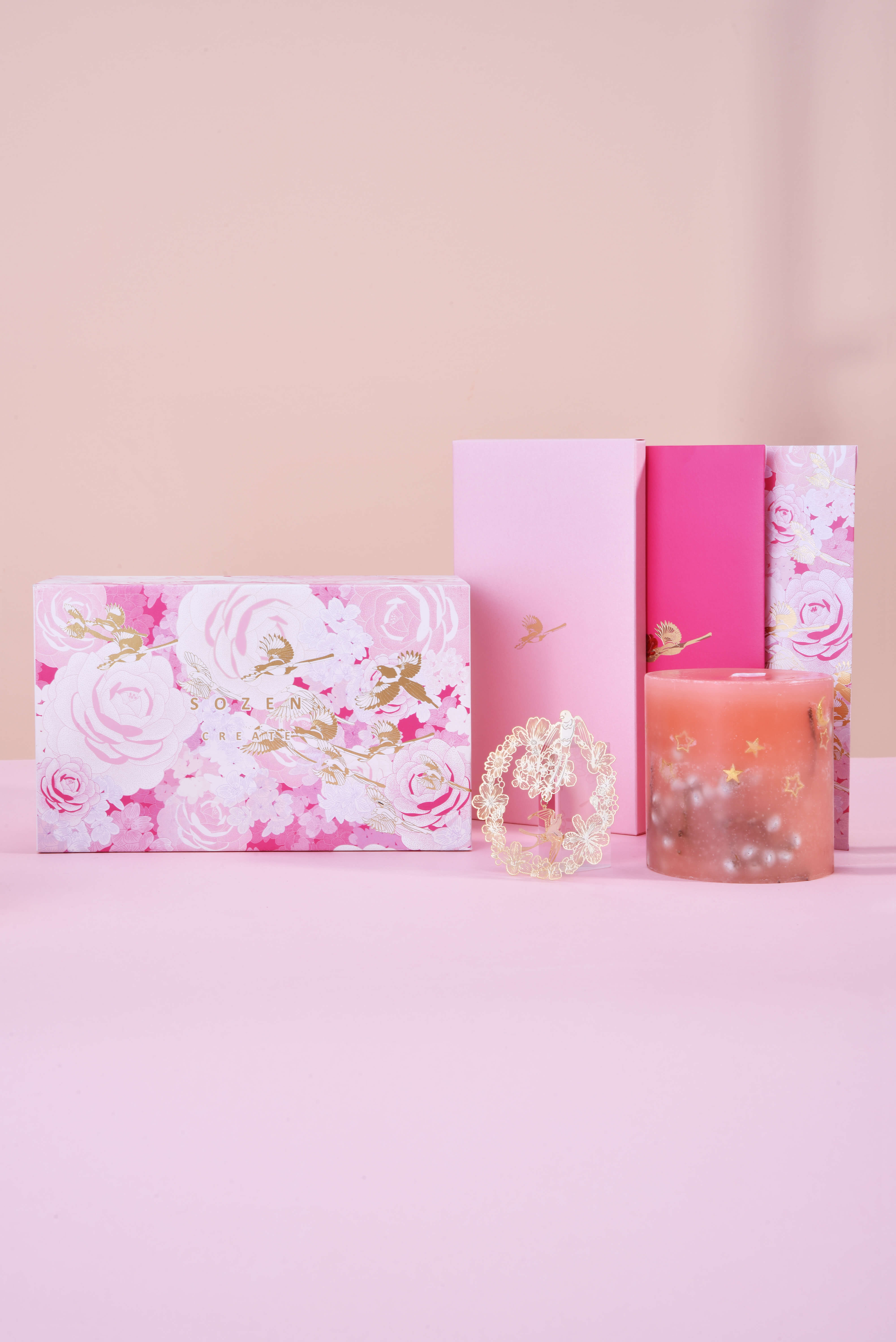 Gift box，delicate，bookmark，candle，Design，packing，