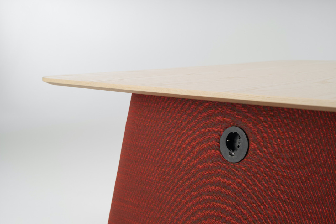 Table，Footstool，Swedish brand，Japanese designer，